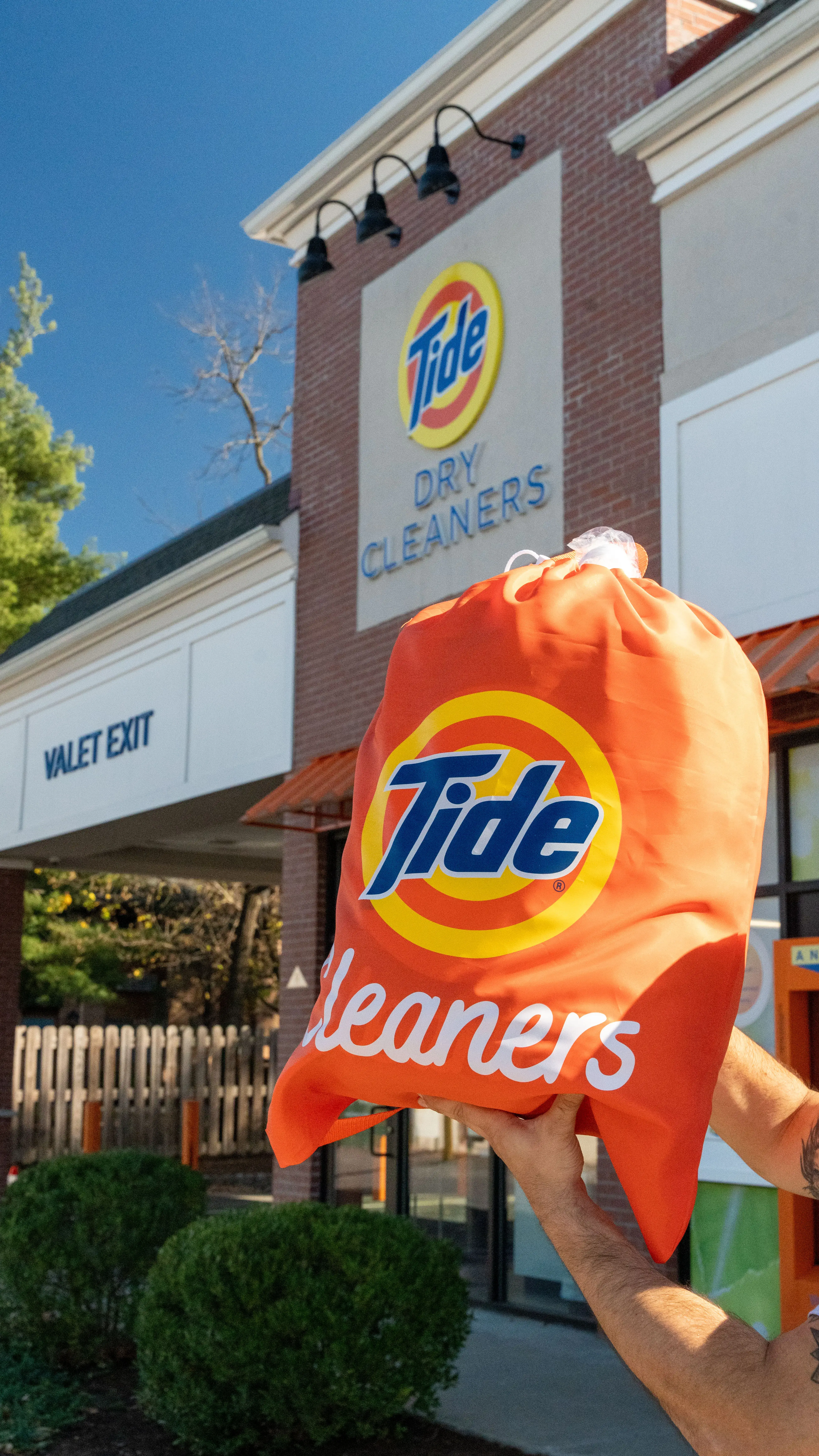 Tide Cleaners - Image 6