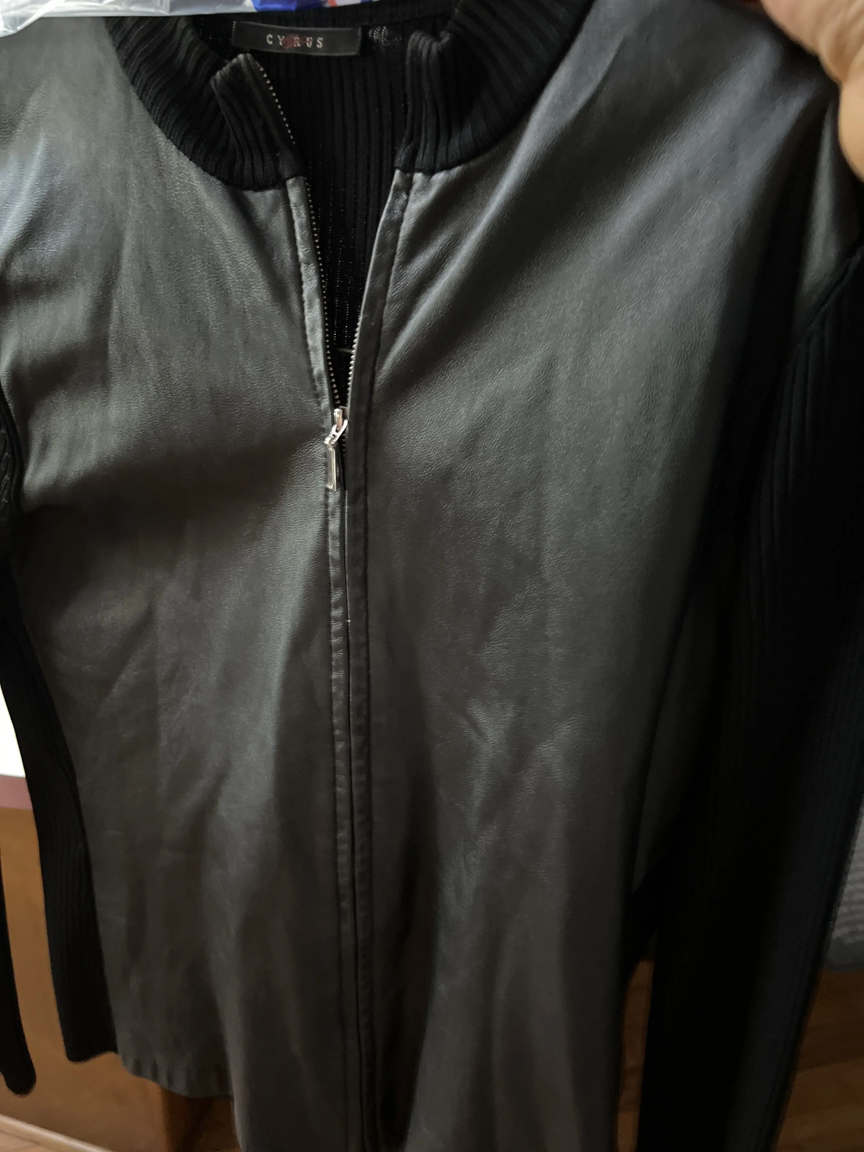 Tide Cleaners - Image 10
