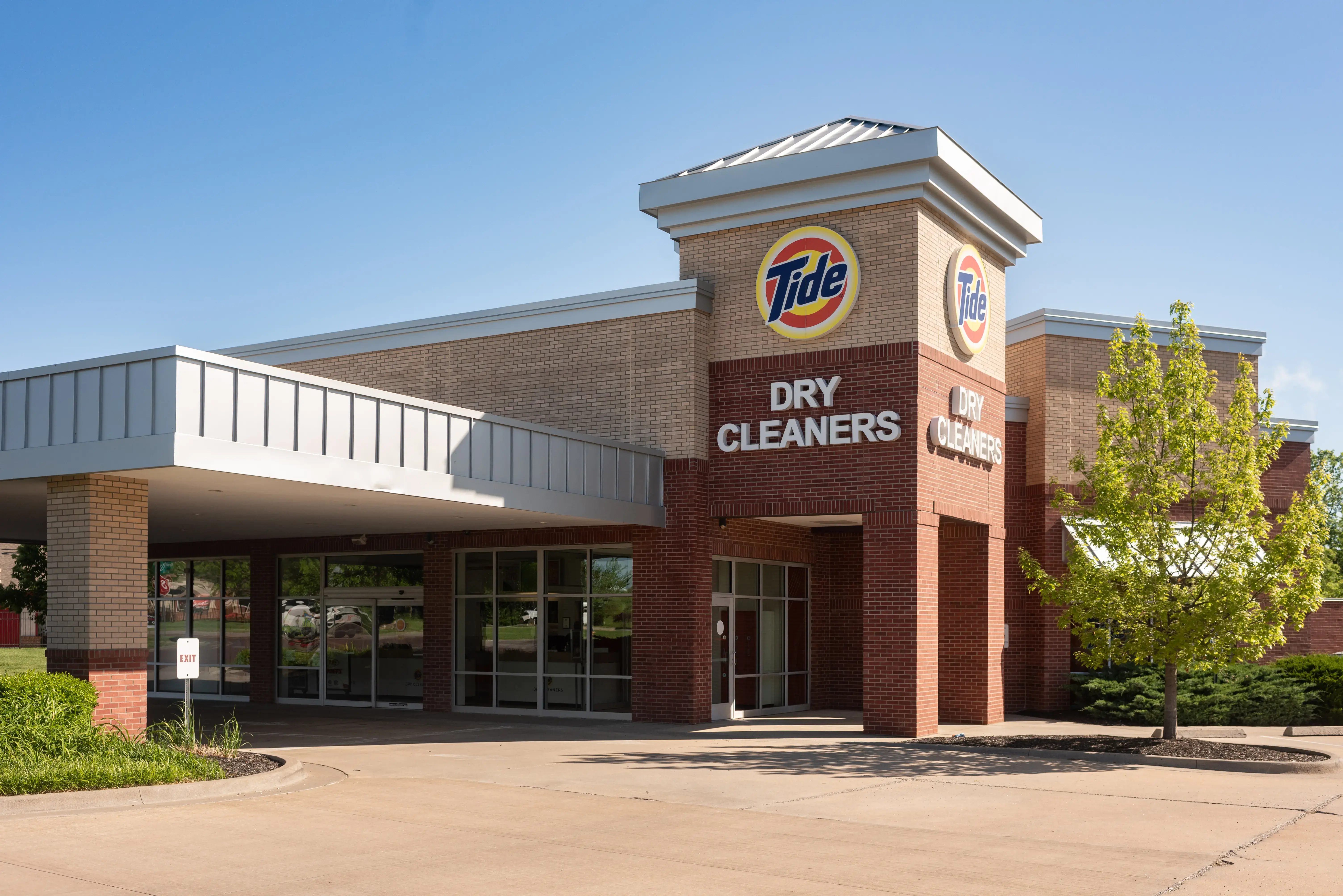 Tide Cleaners location