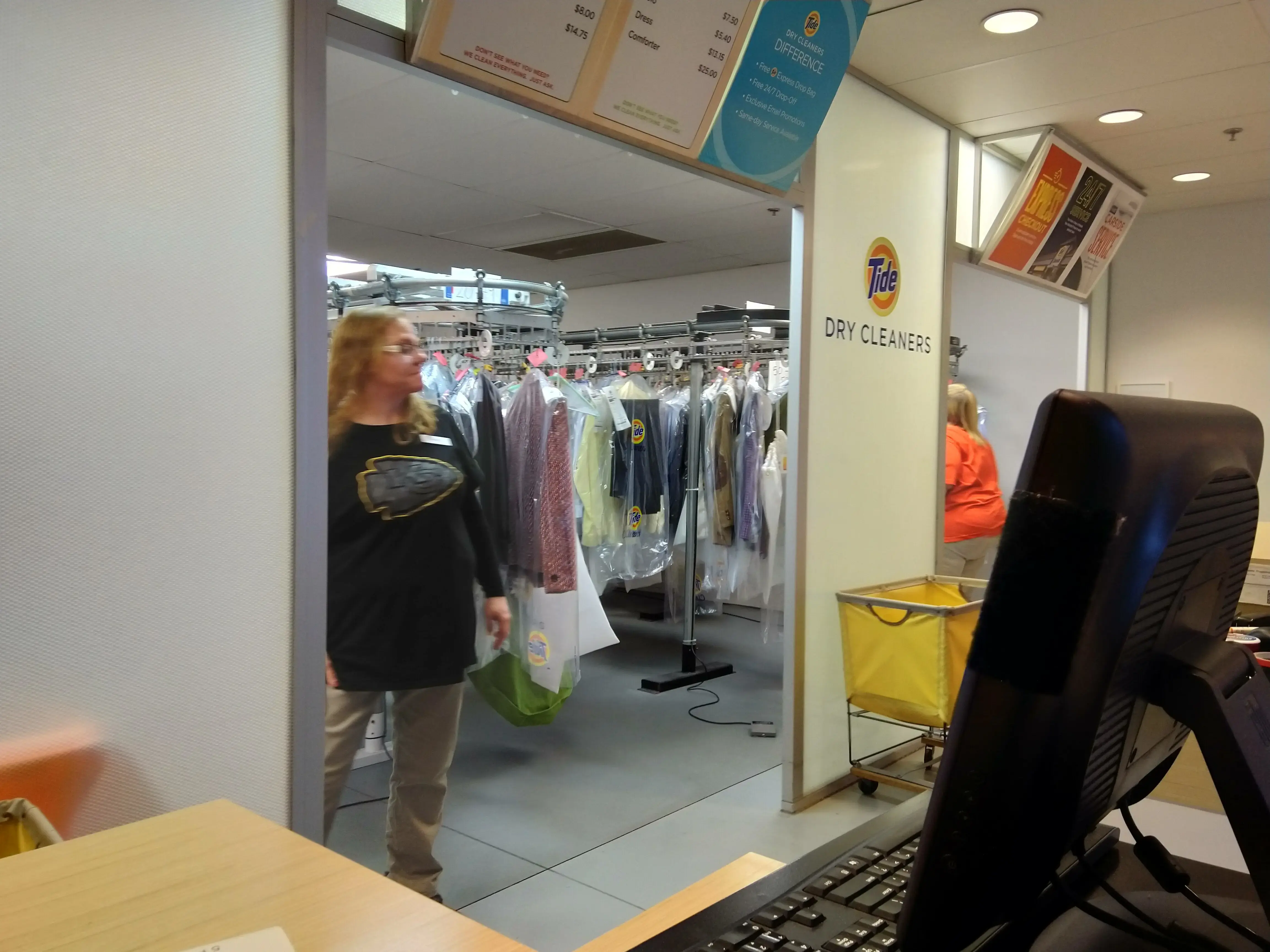 Tide Cleaners thumbnail 10