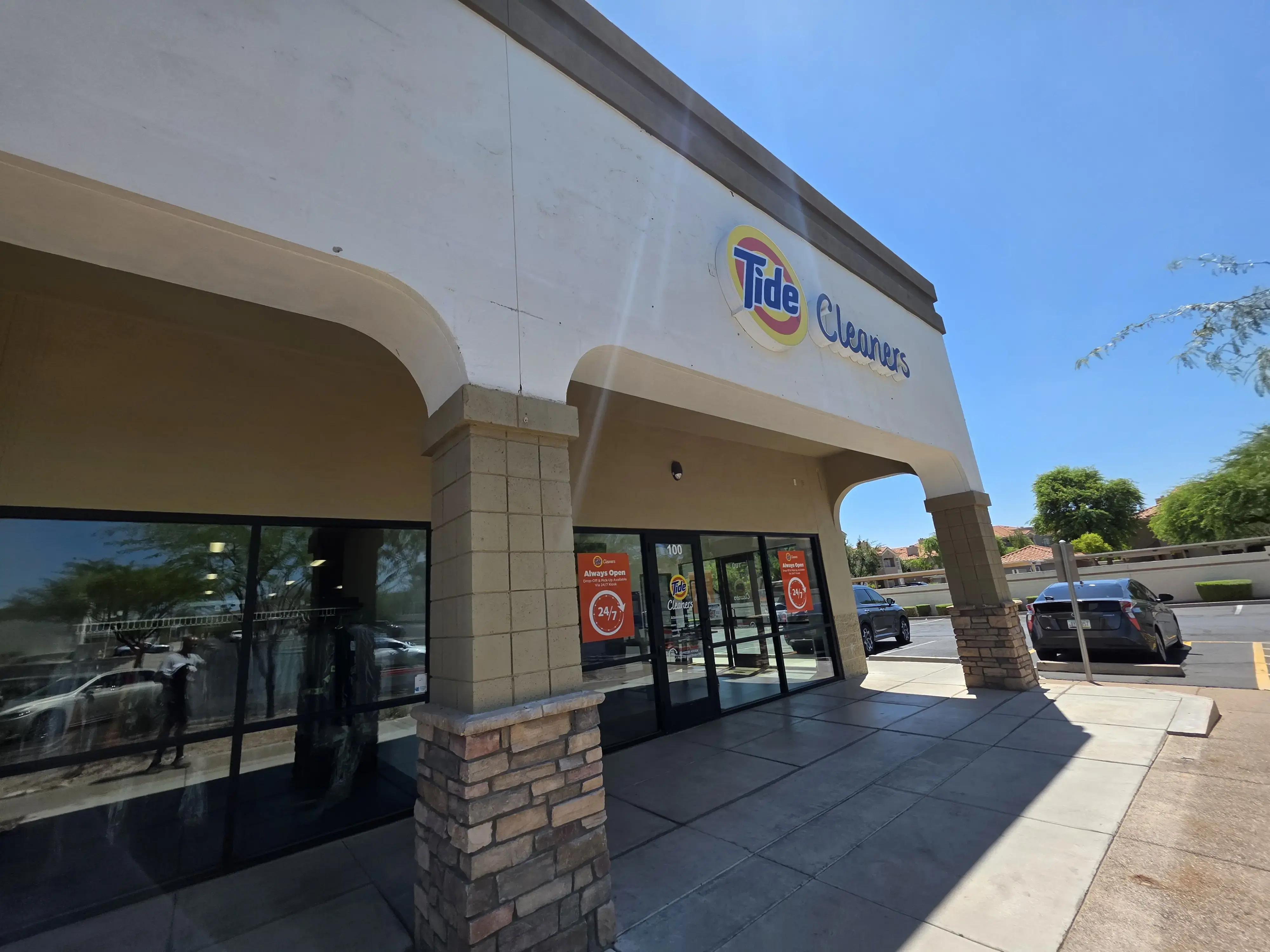 Tide Cleaners - Image 5