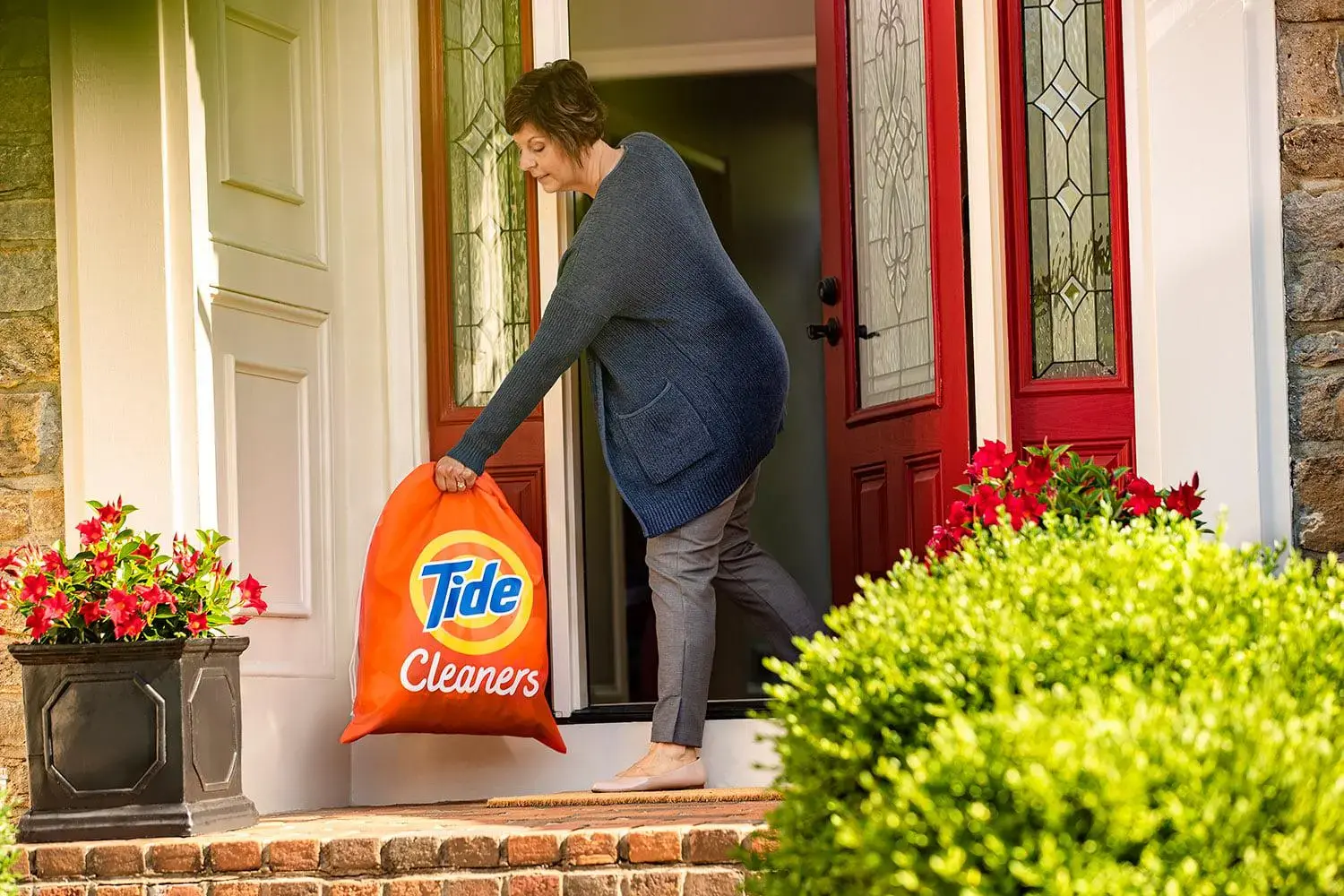 Tide Cleaners thumbnail 2