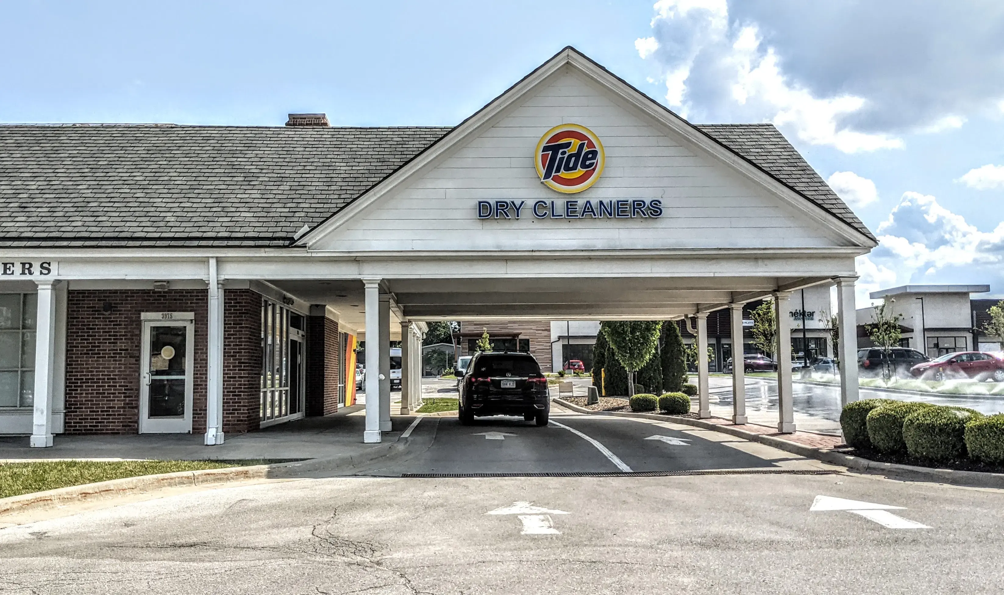 Tide Cleaners - Image 18