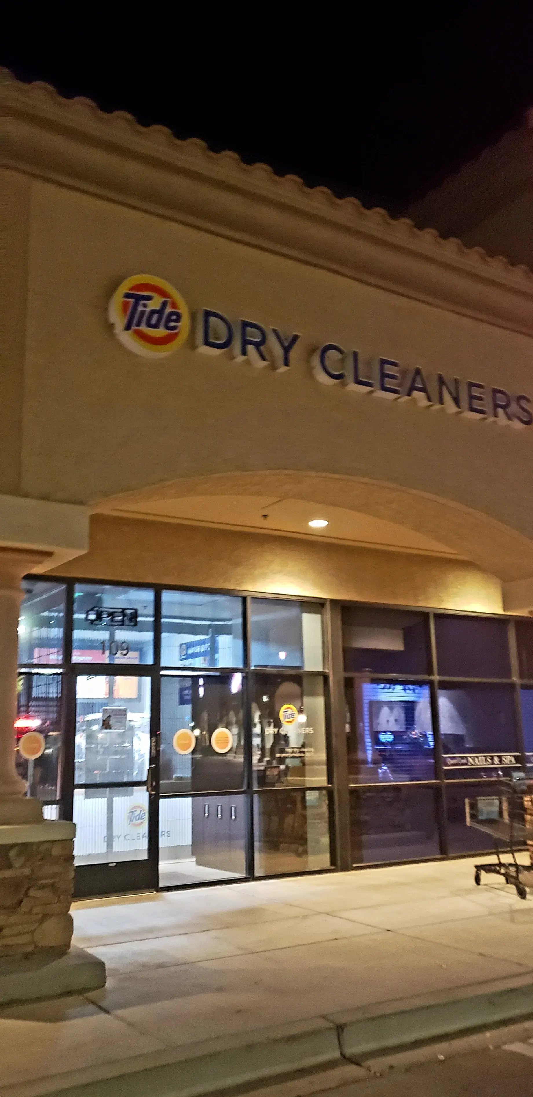 Tide Cleaners thumbnail 17