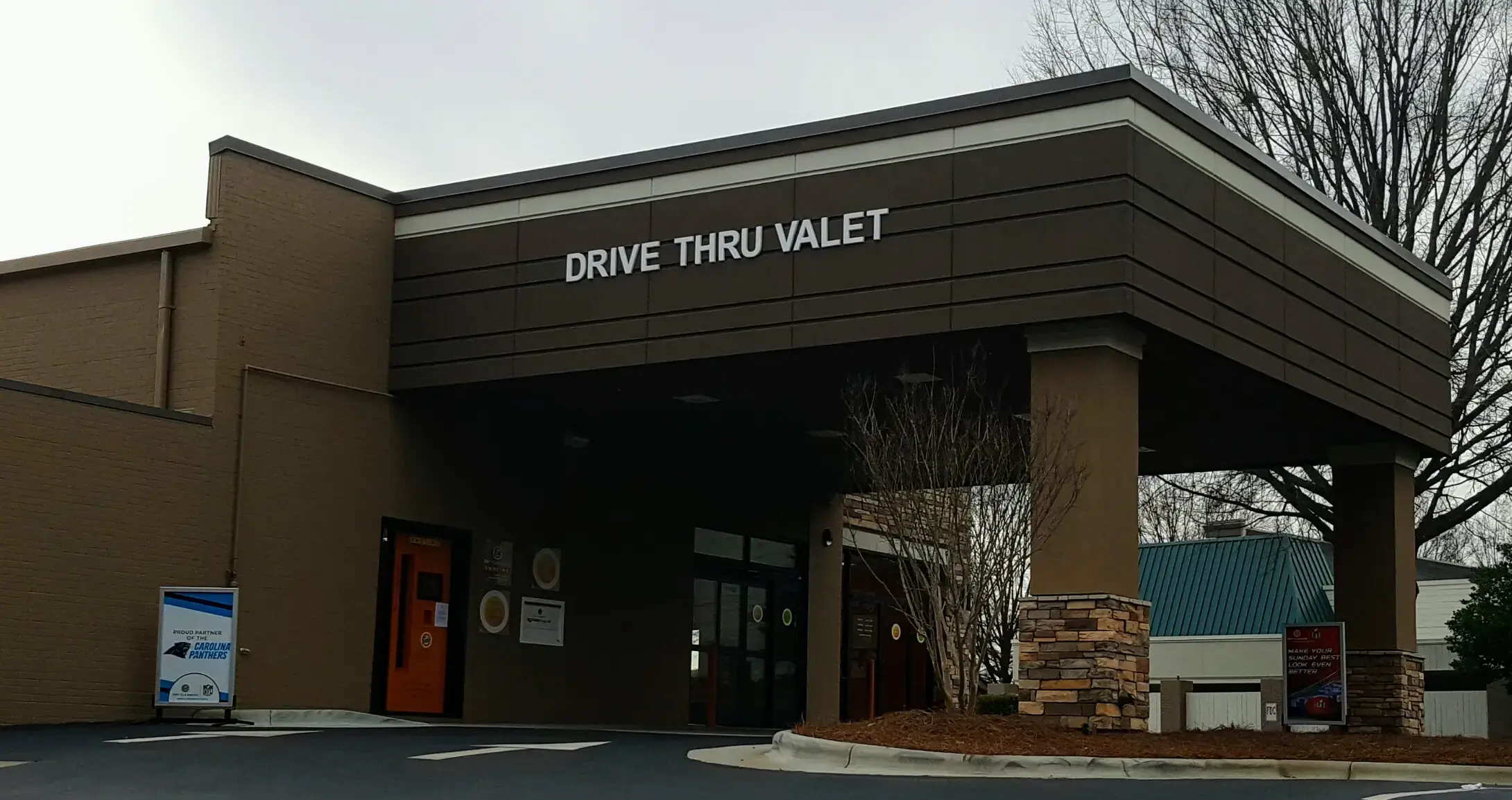 Tide Cleaners - Image 9