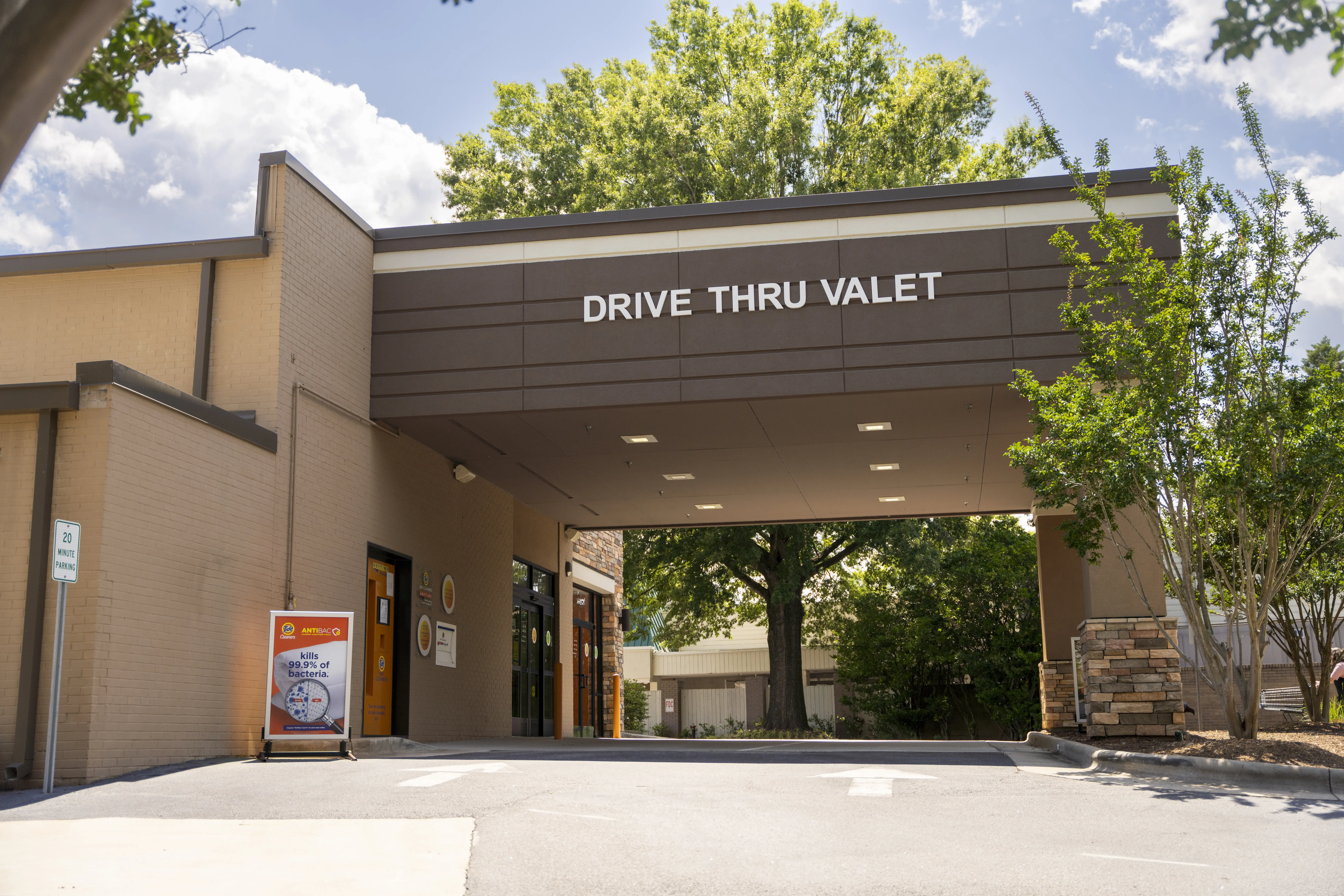 Tide Cleaners thumbnail 5