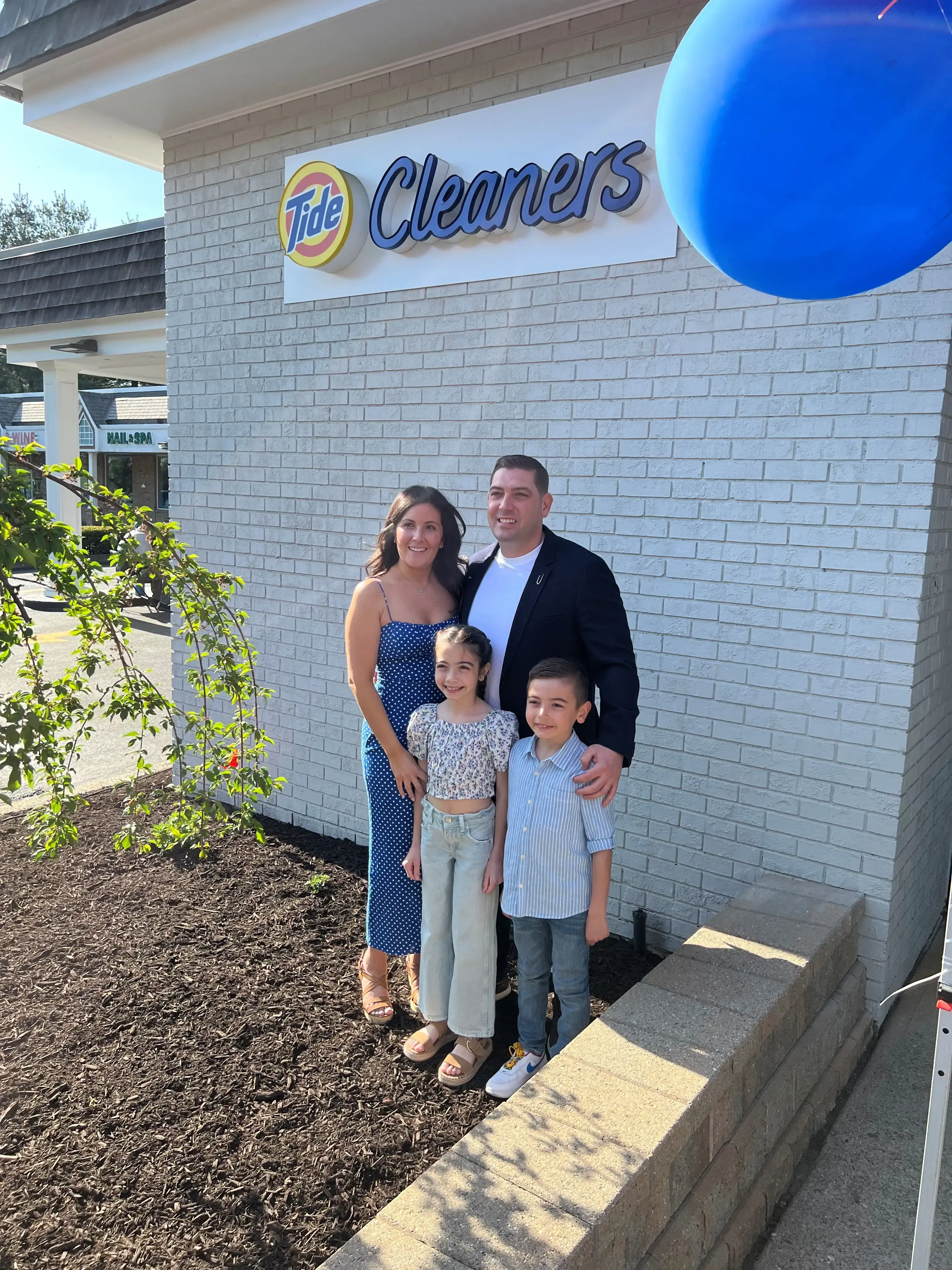 Tide Cleaners thumbnail 9