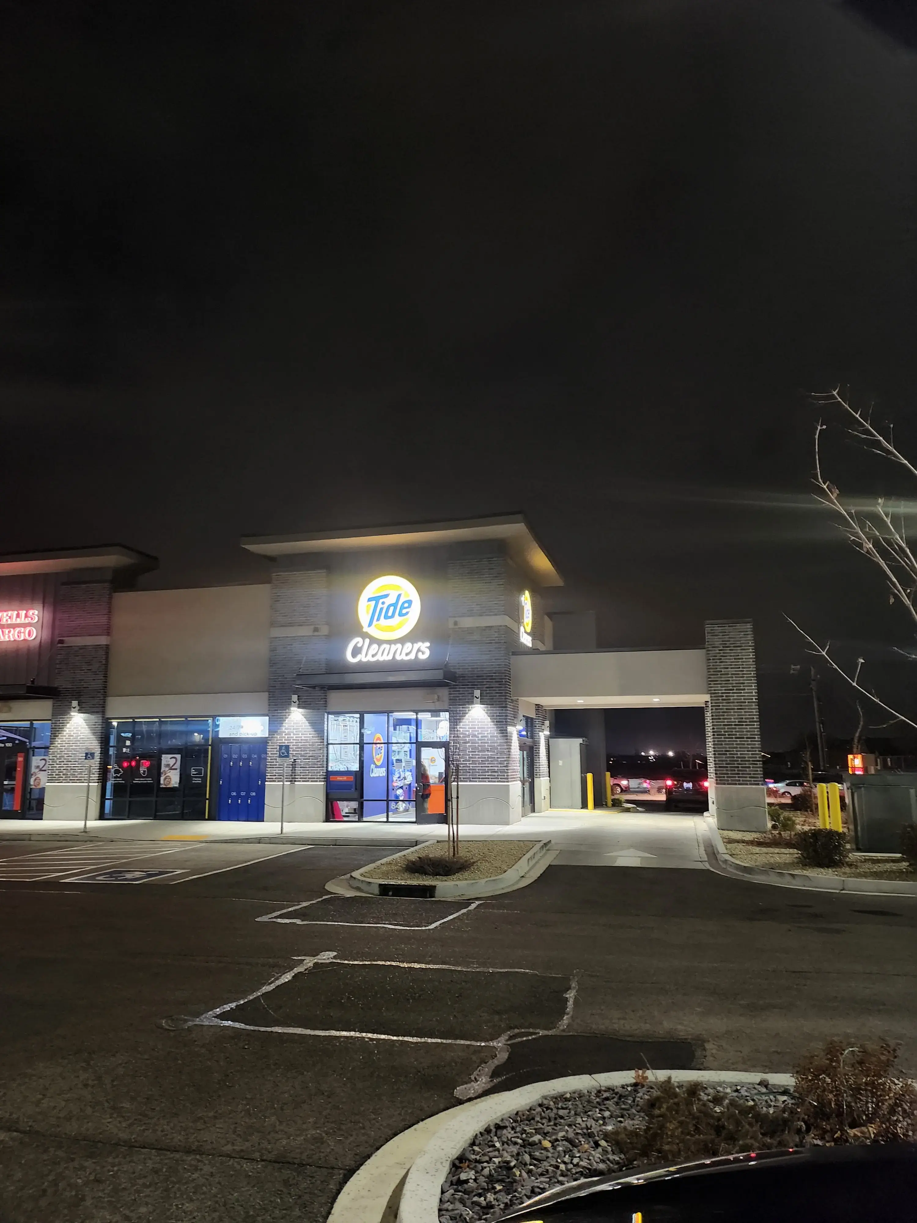 Tide Cleaners - Image 9