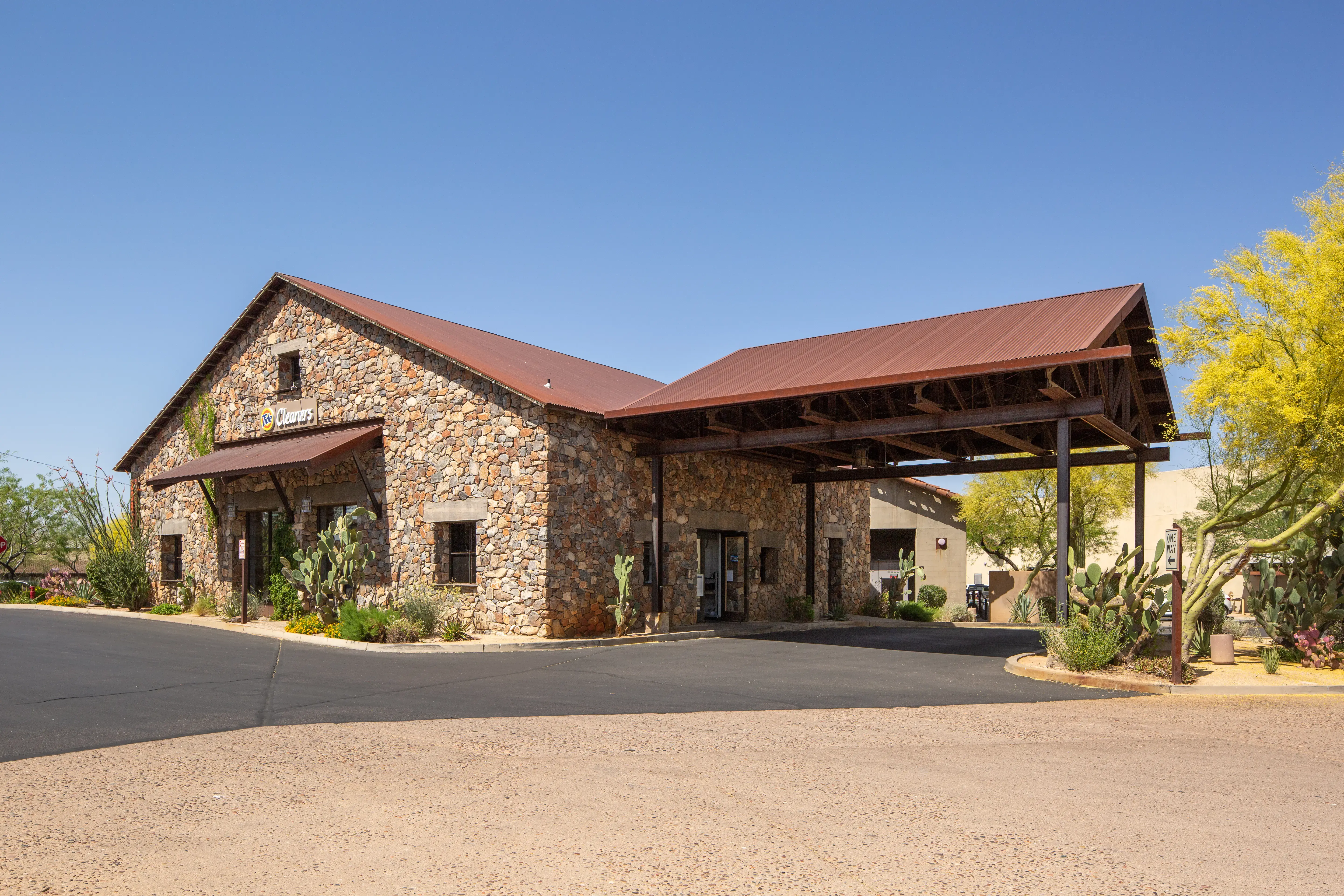 Tide Cleaners thumbnail 3