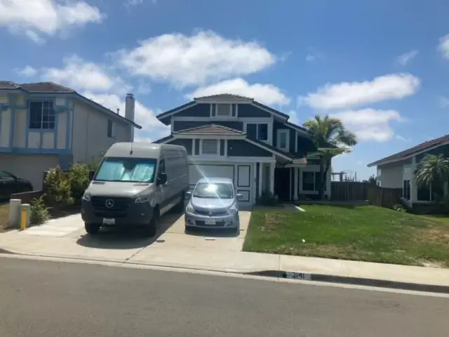 Tide Cleaners - Image 6