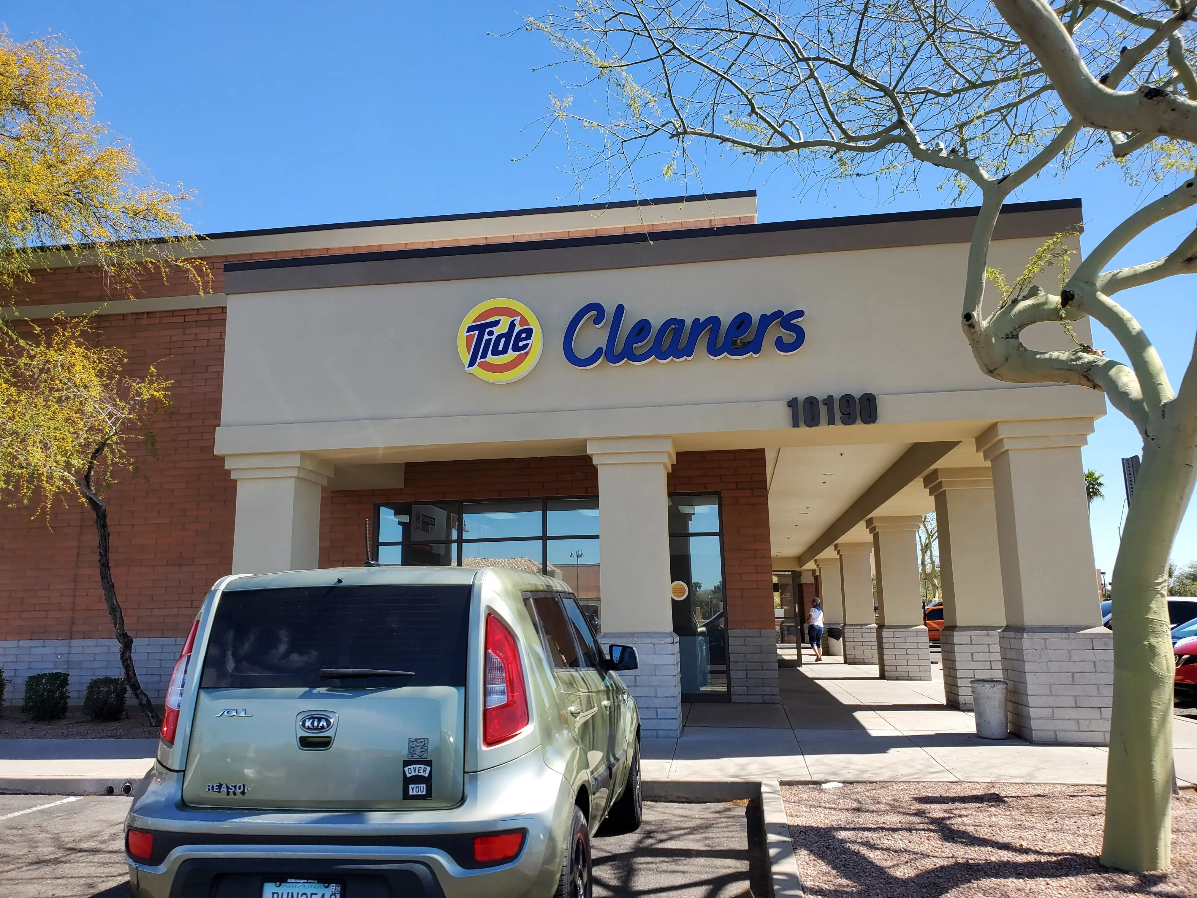 Tide Cleaners - Image 10