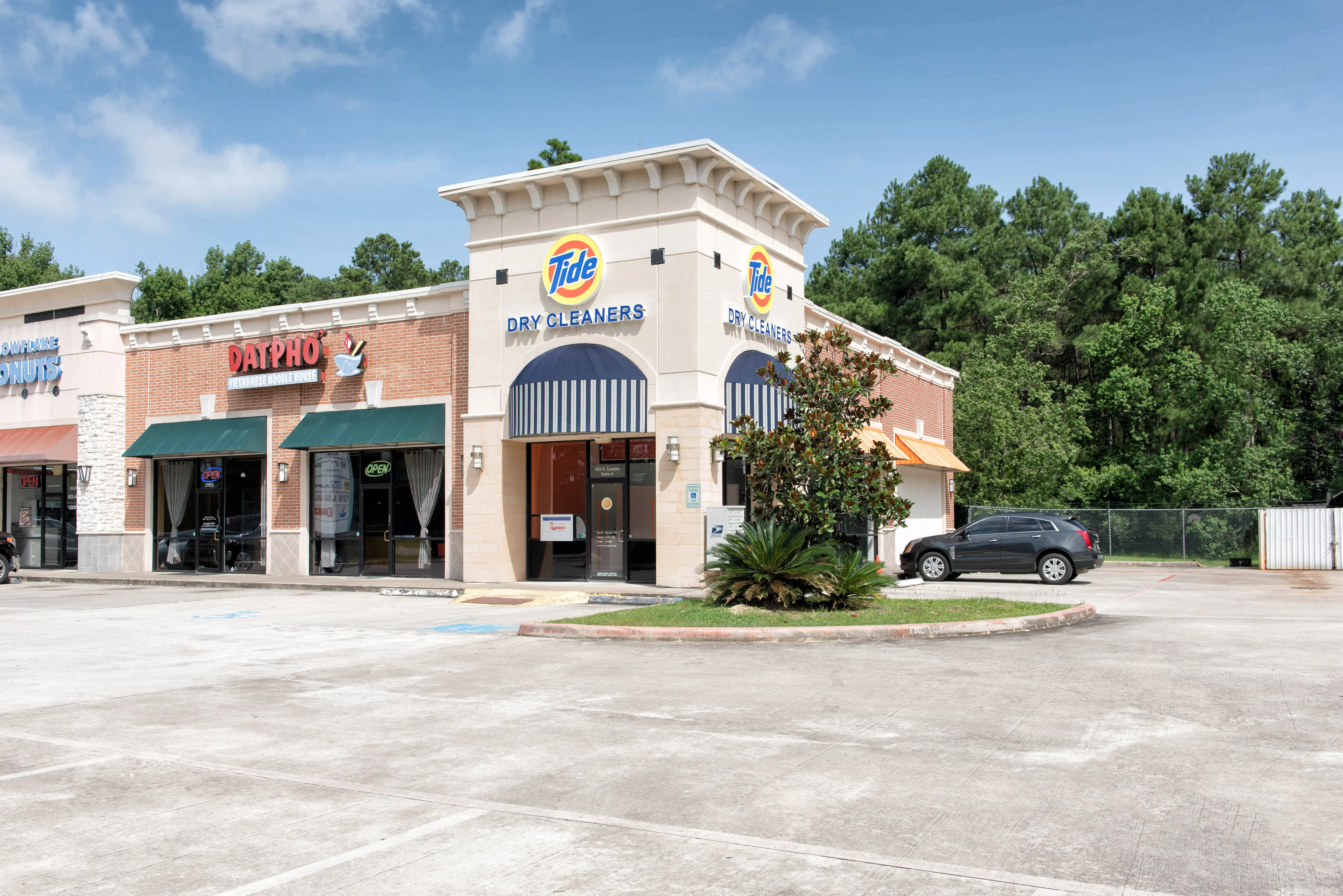 Tide Cleaners - Image 11