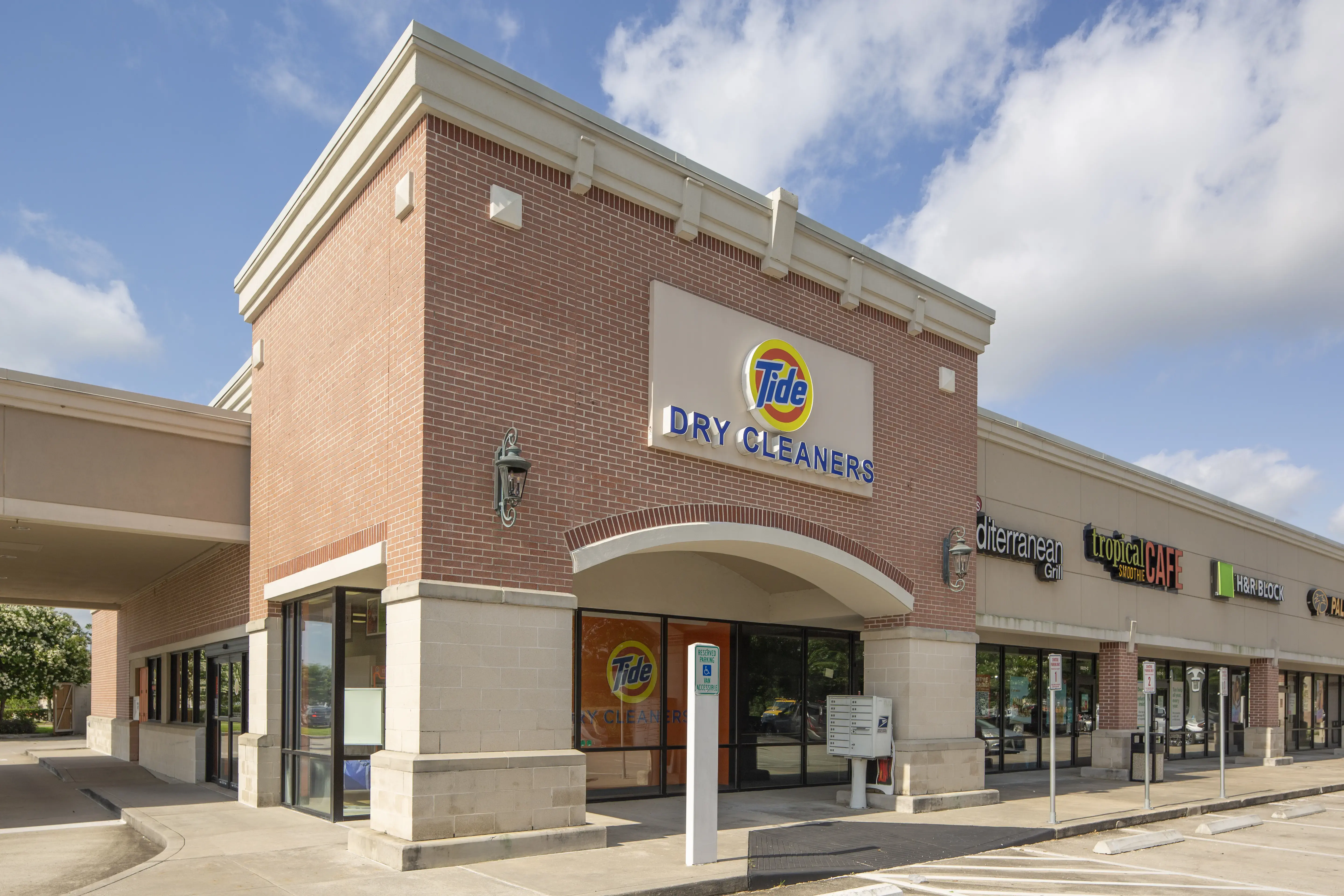 Tide Cleaners - Image 10