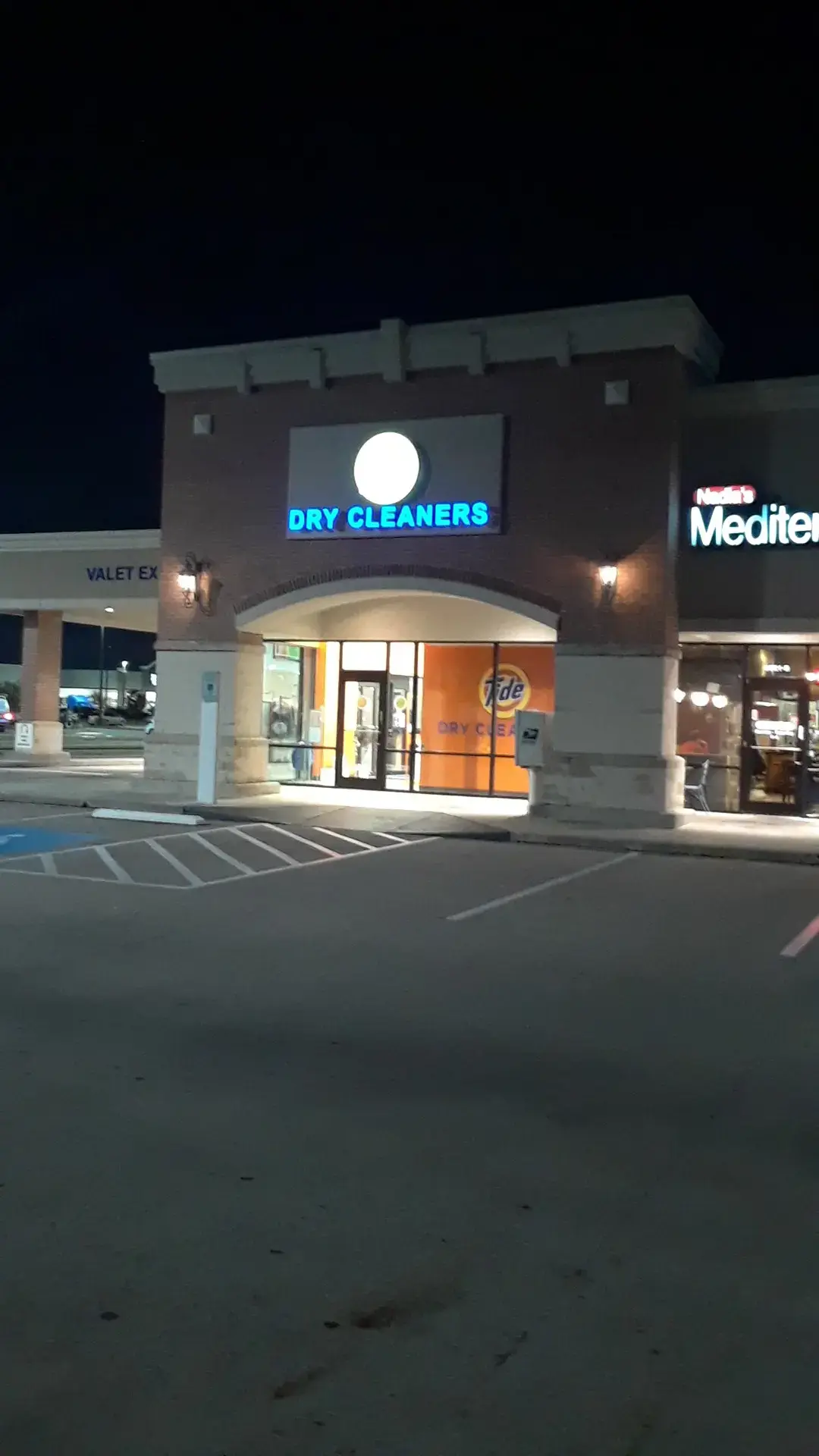 Tide Cleaners - Image 5
