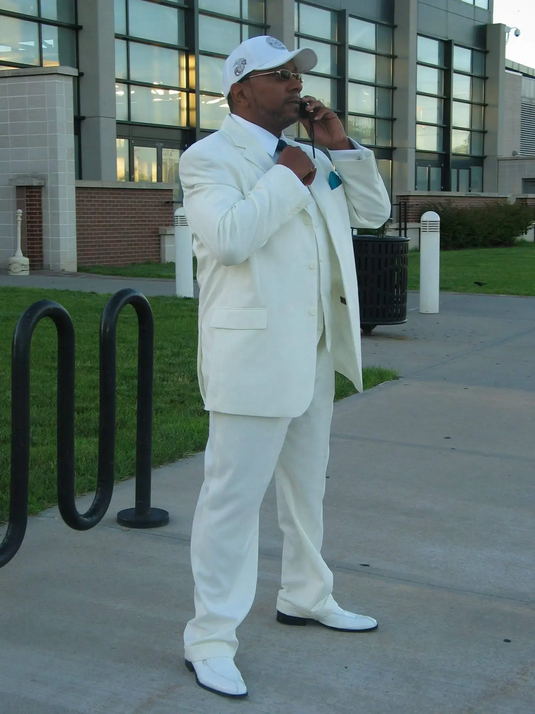 Tide Cleaners thumbnail 8