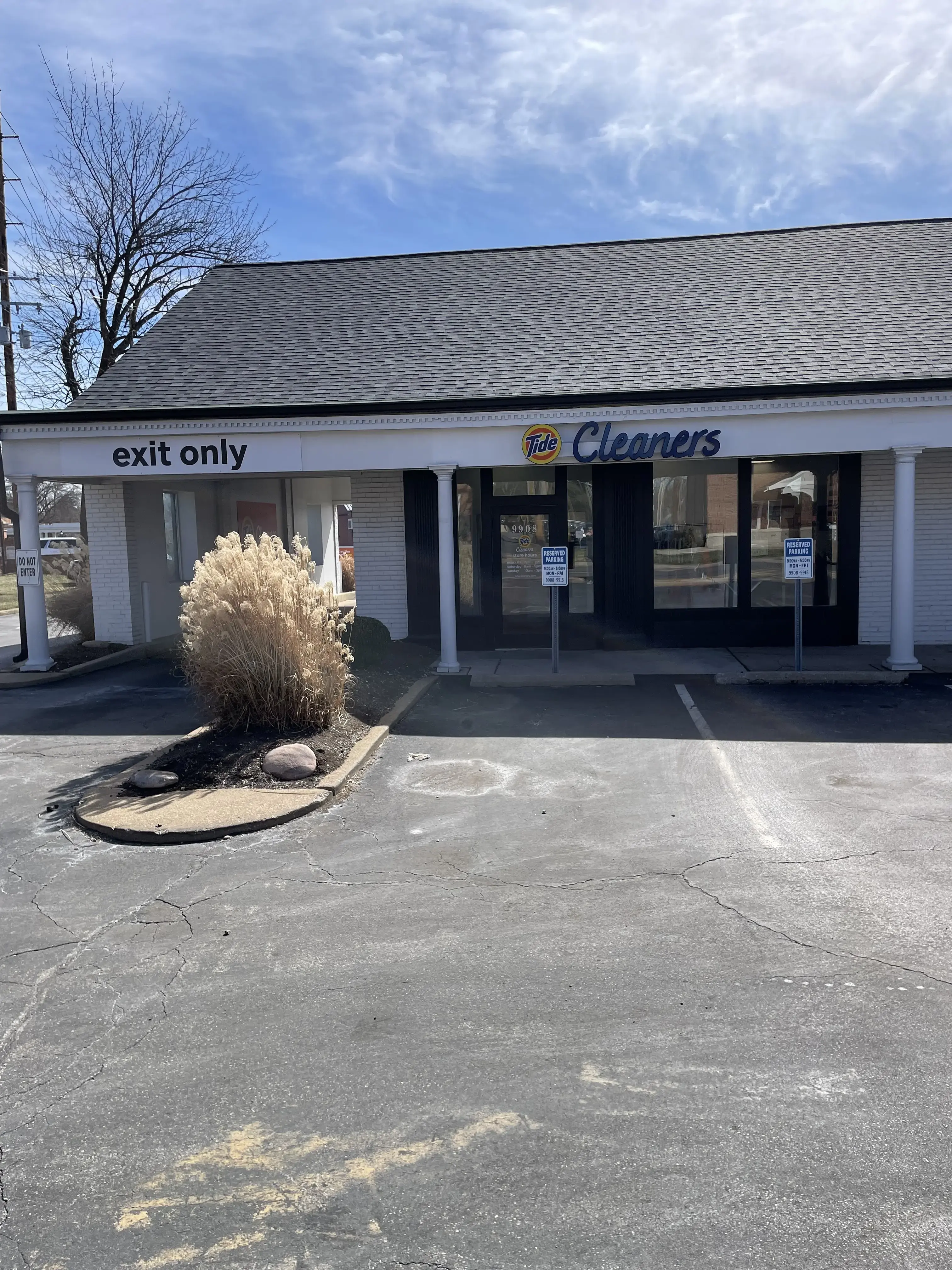 Tide Cleaners - Image 11