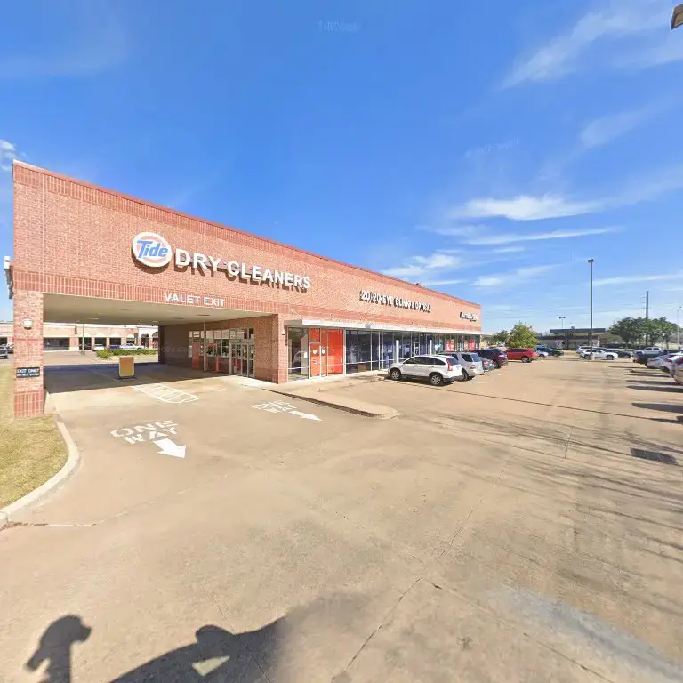 Tide Cleaners - Image 18