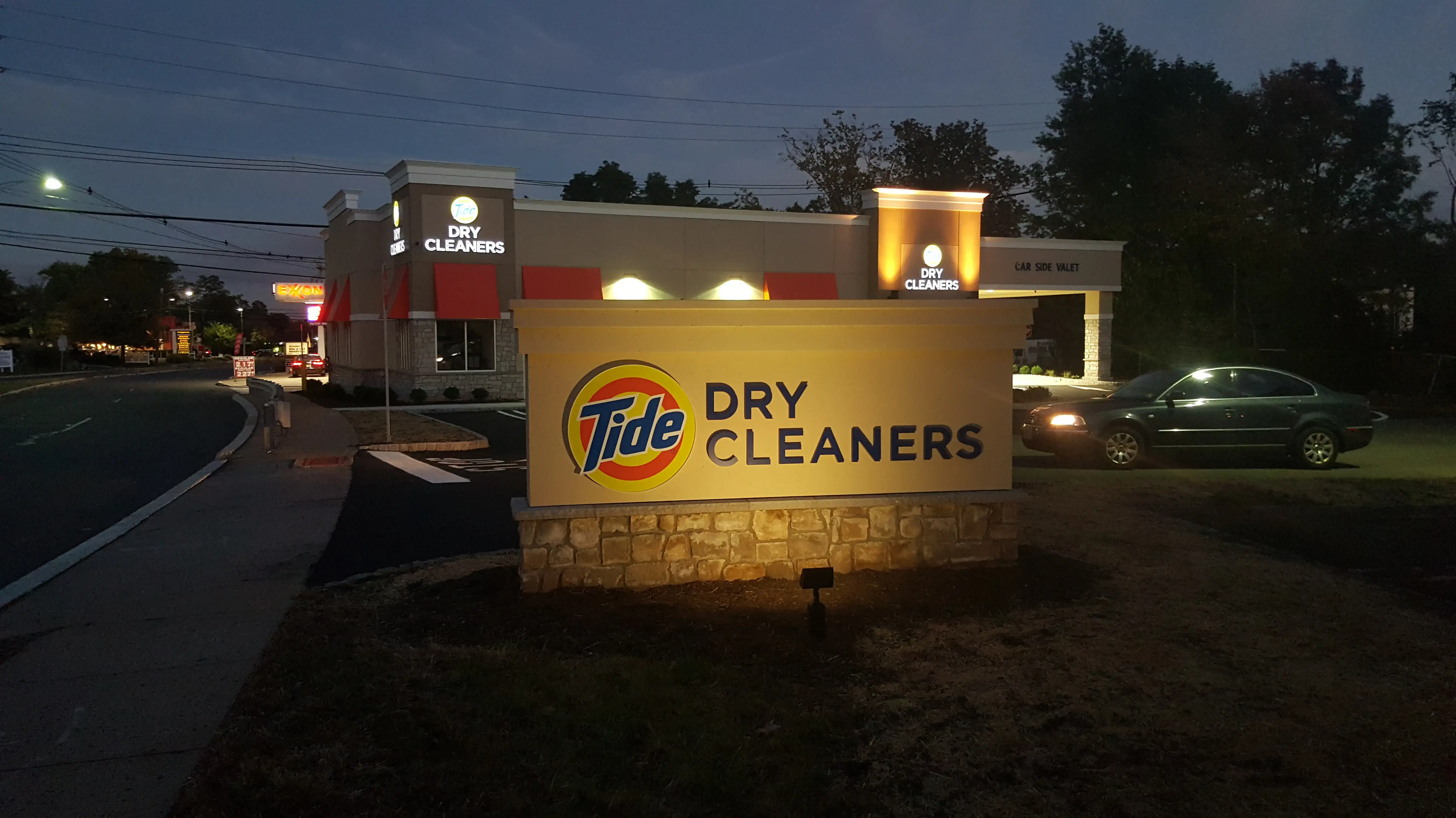 Tide Cleaners thumbnail 18