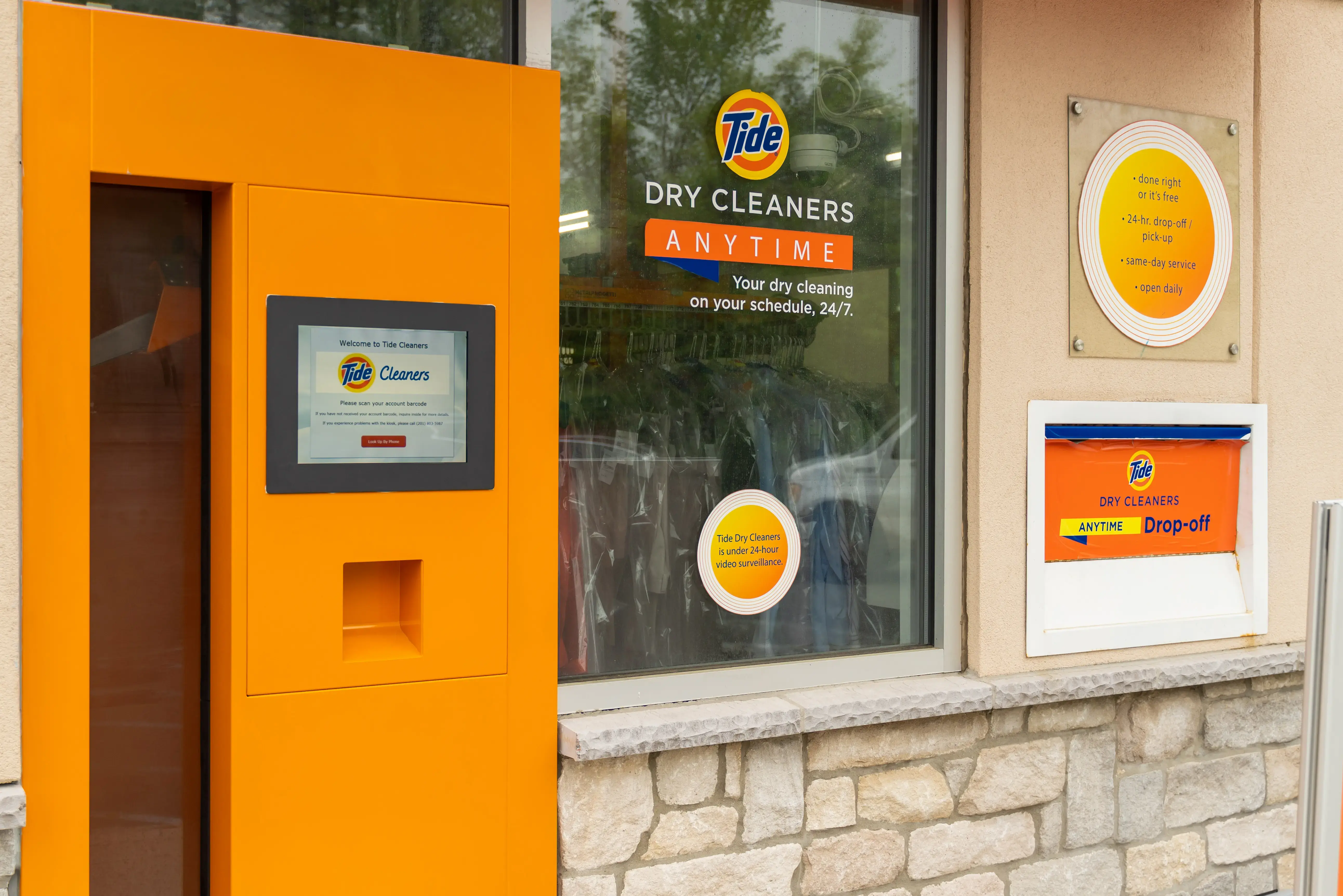 Tide Cleaners thumbnail 3