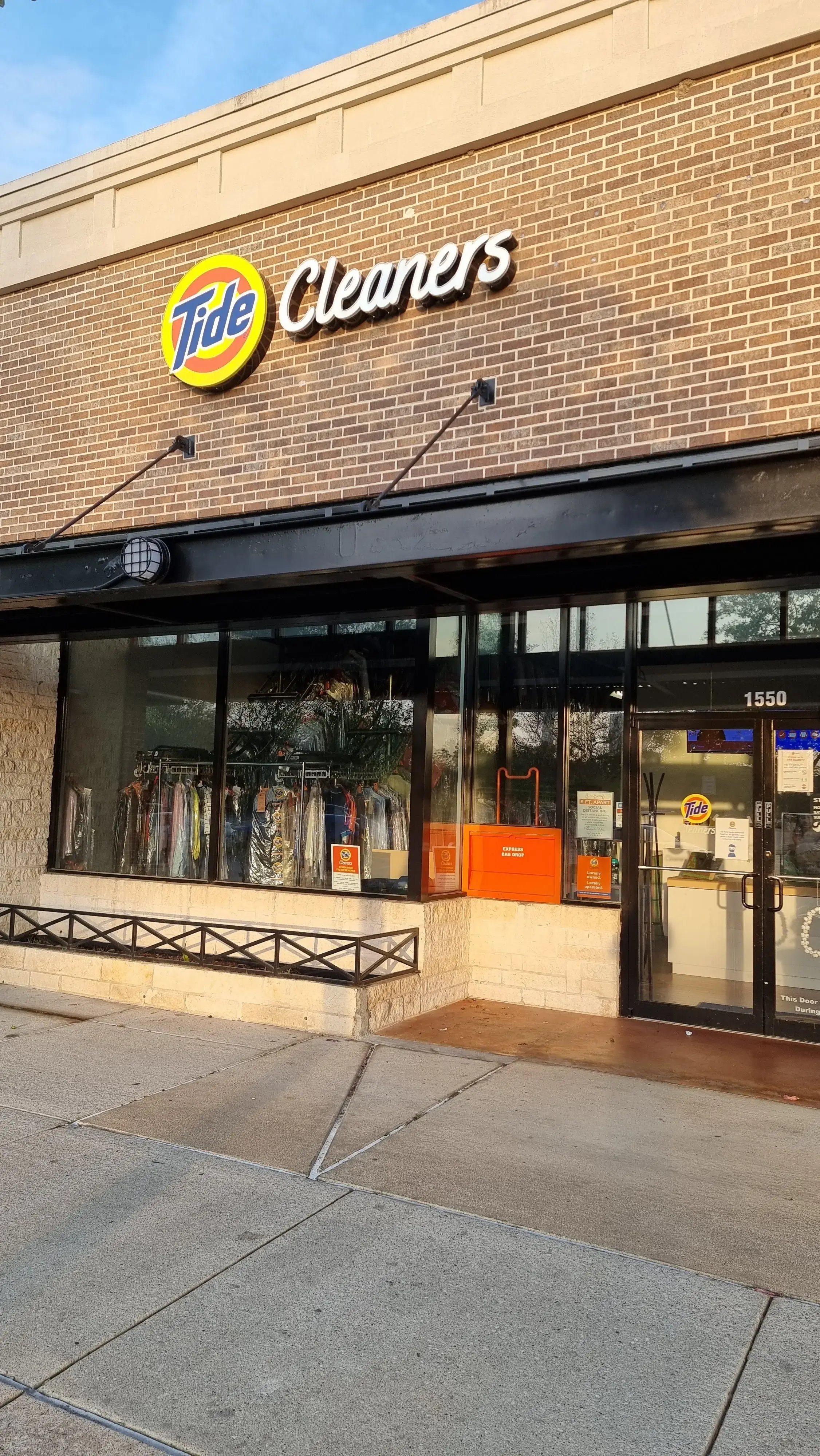 Tide Cleaners - Image 7