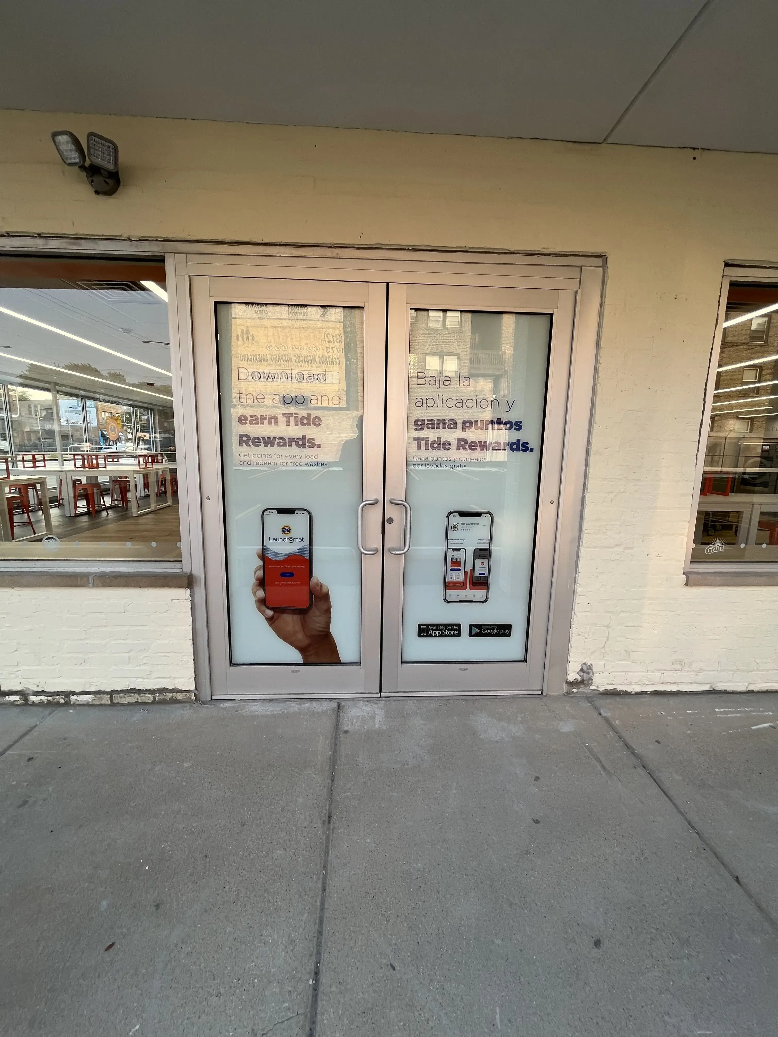 Tide Laundromat thumbnail 8