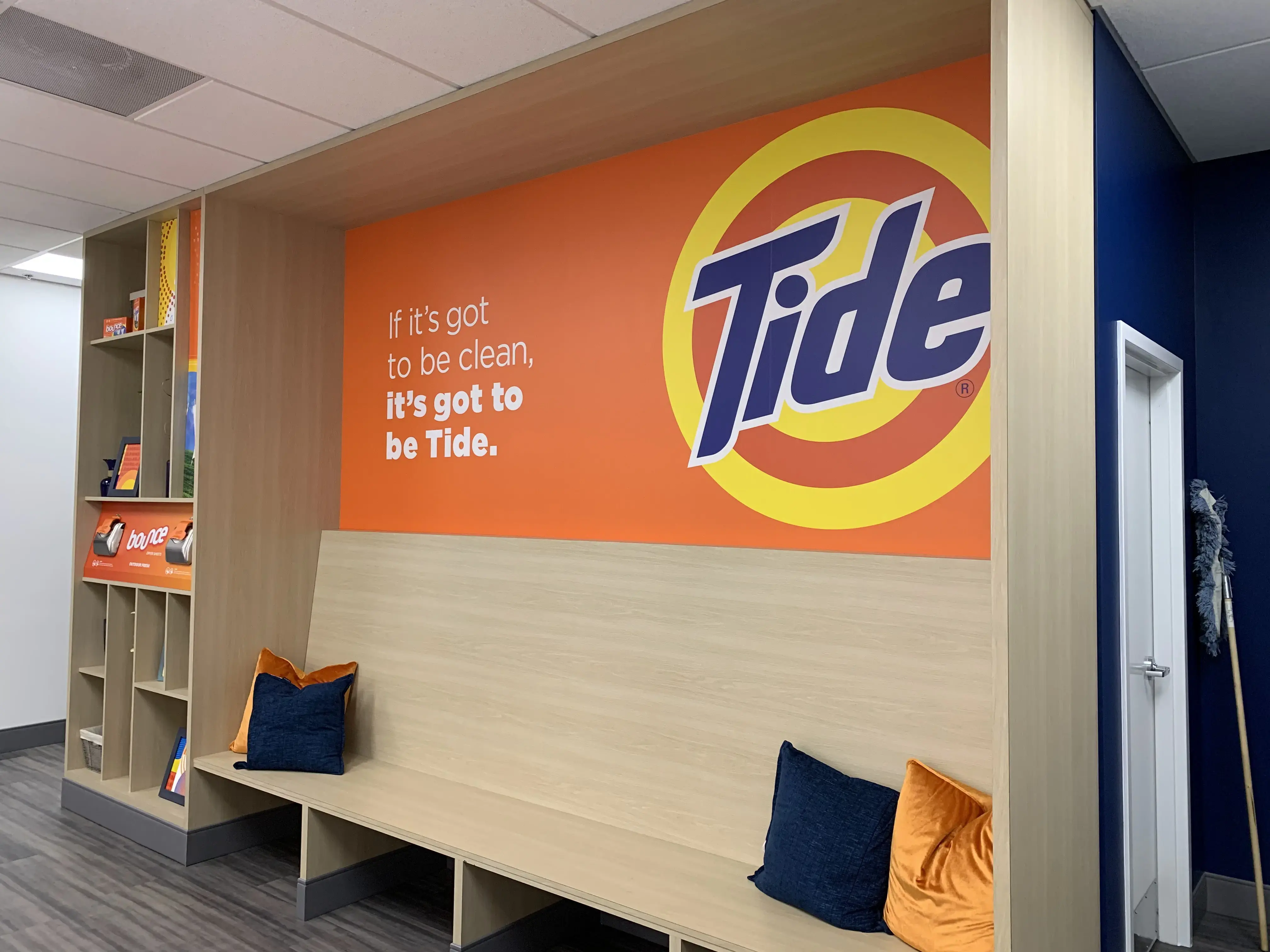Tide Laundromat - Image 5