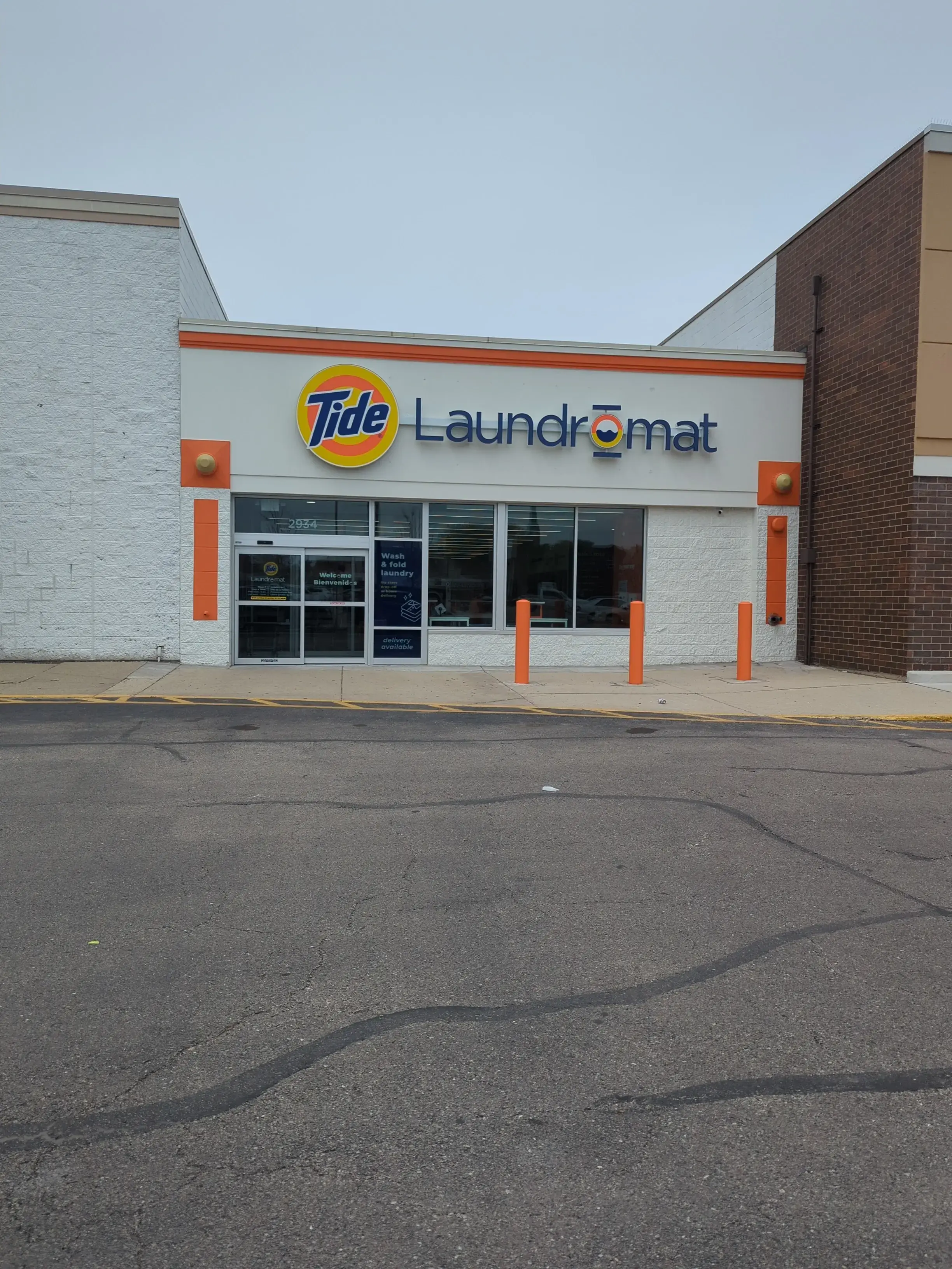 Tide Laundromat thumbnail 6