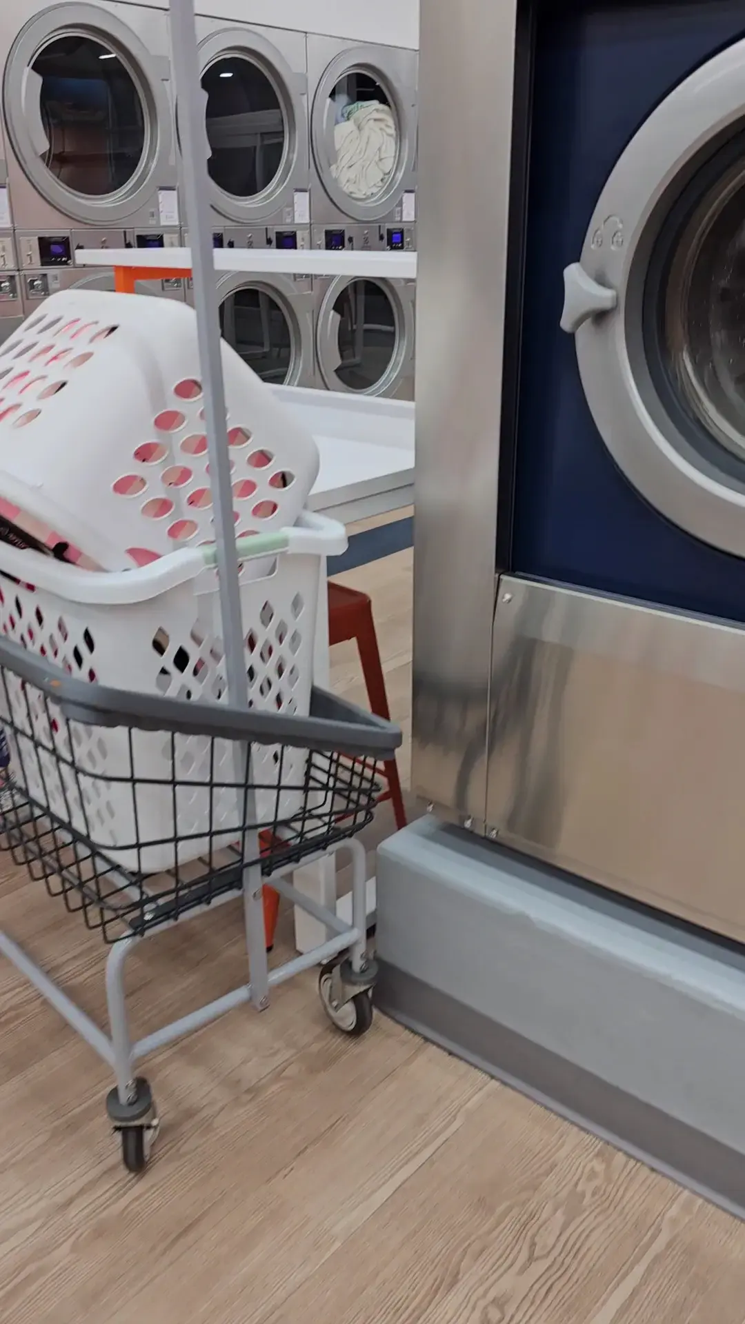 Tide Laundromat thumbnail 13