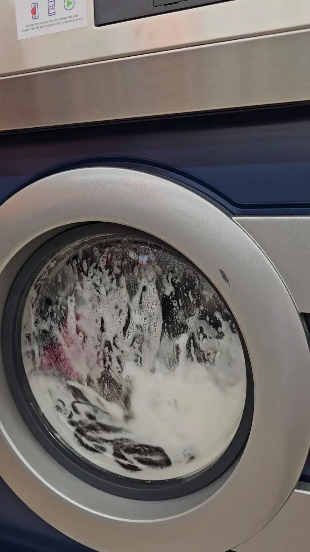 Tide Laundromat - Image 15