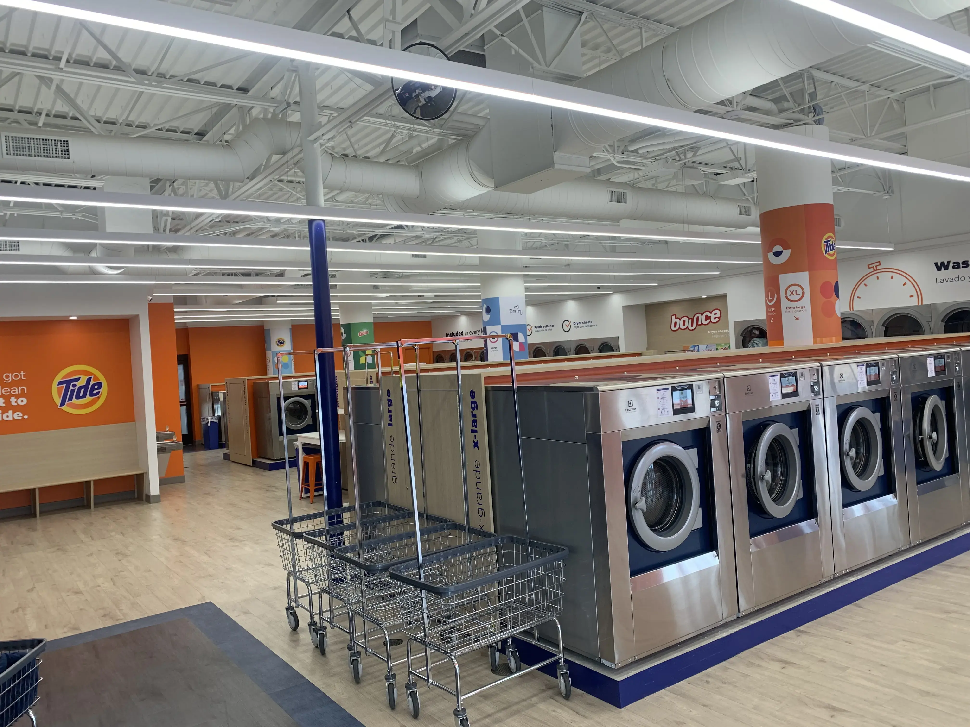 Tide Laundromat - Image 2
