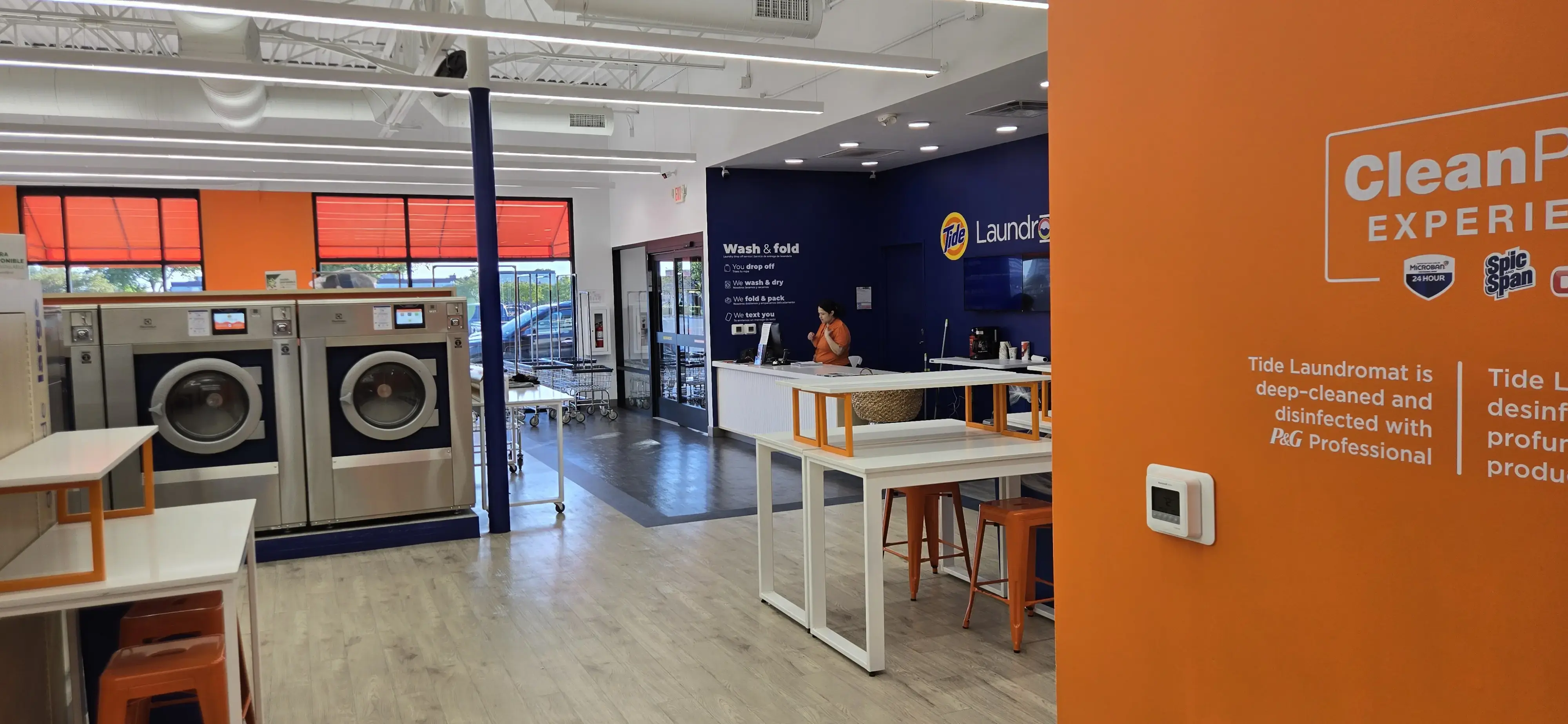 Tide Laundromat - Image 11