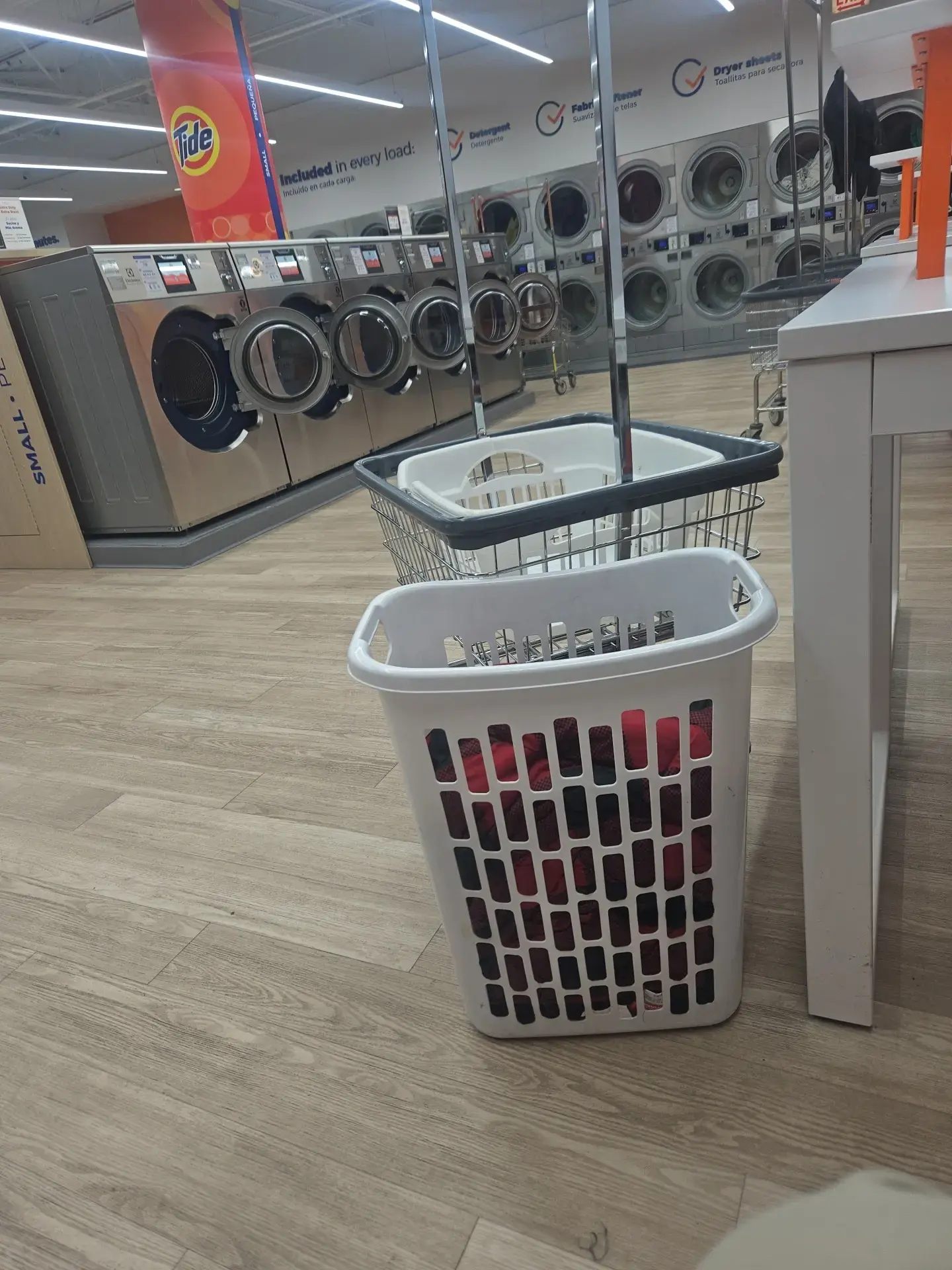Tide Laundromat thumbnail 16