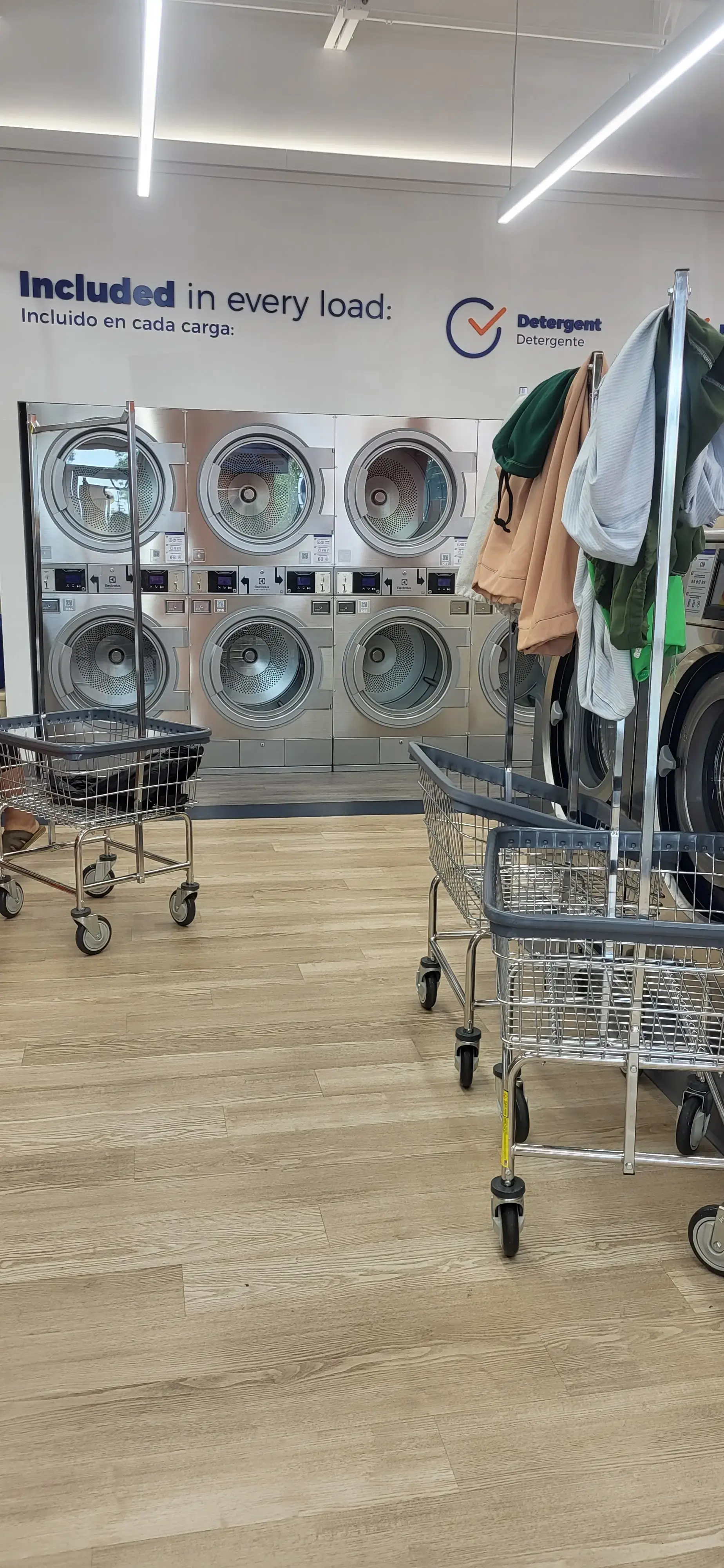 Tide Laundromat thumbnail 7