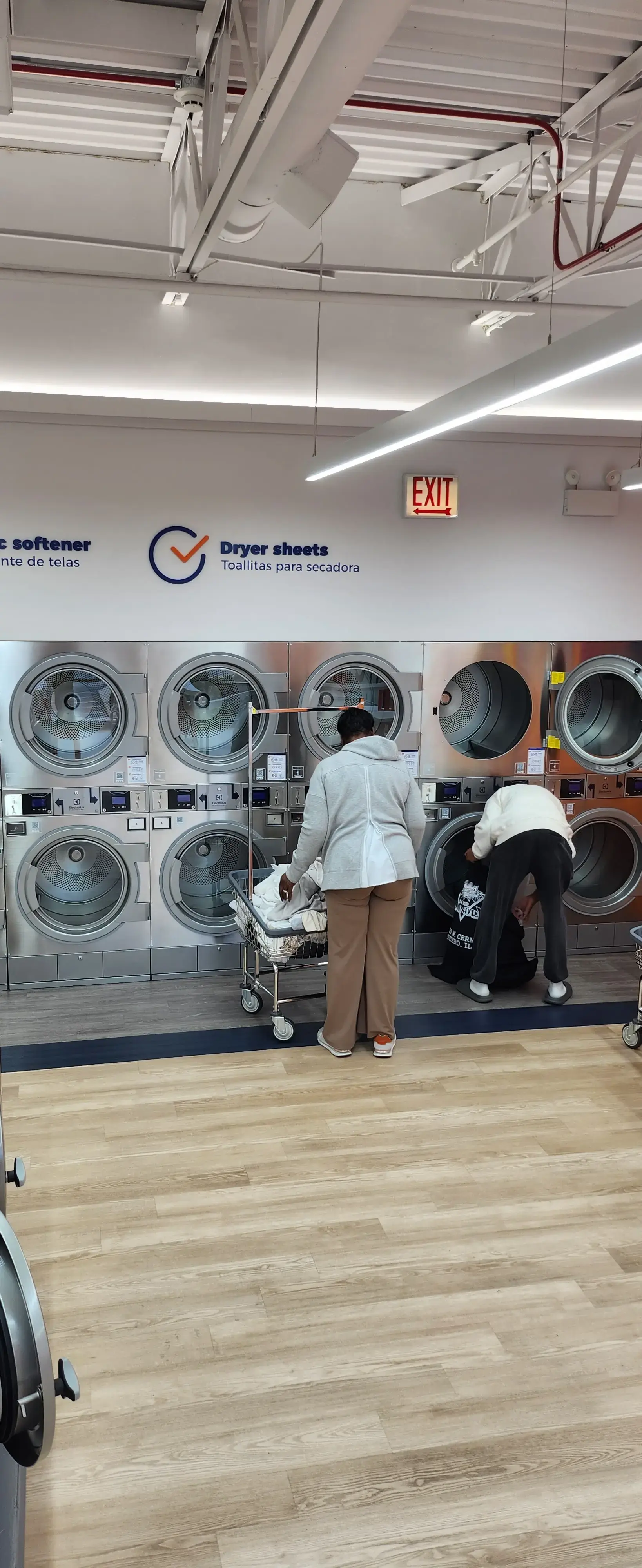 Tide Laundromat thumbnail 17