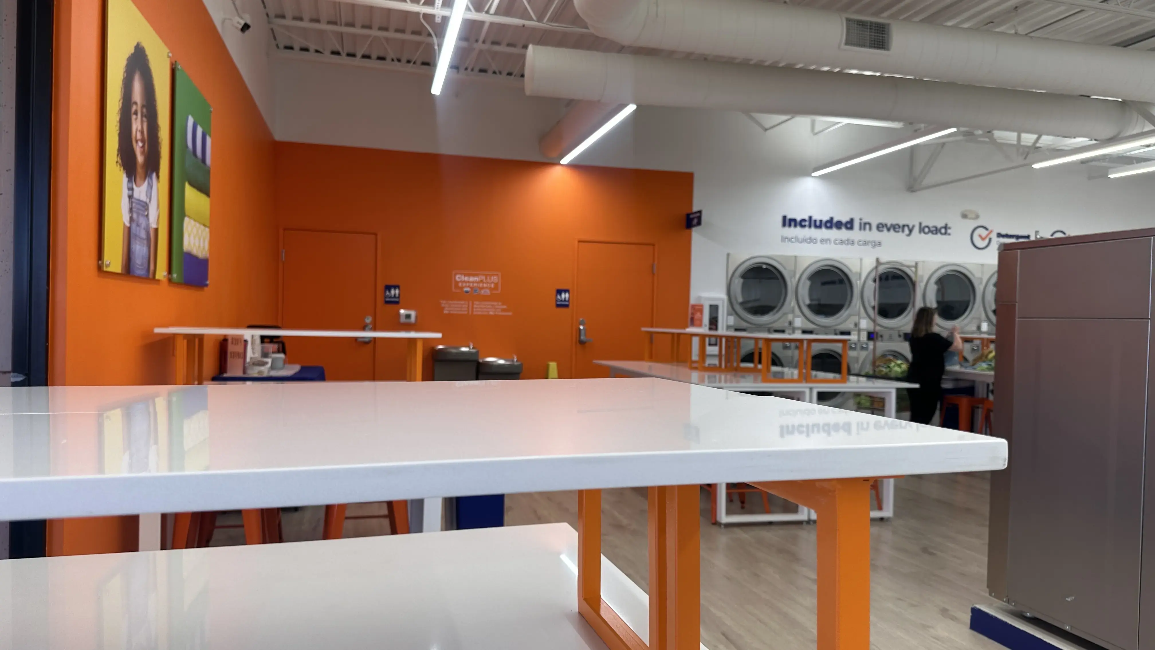Tide Laundromat - Image 9
