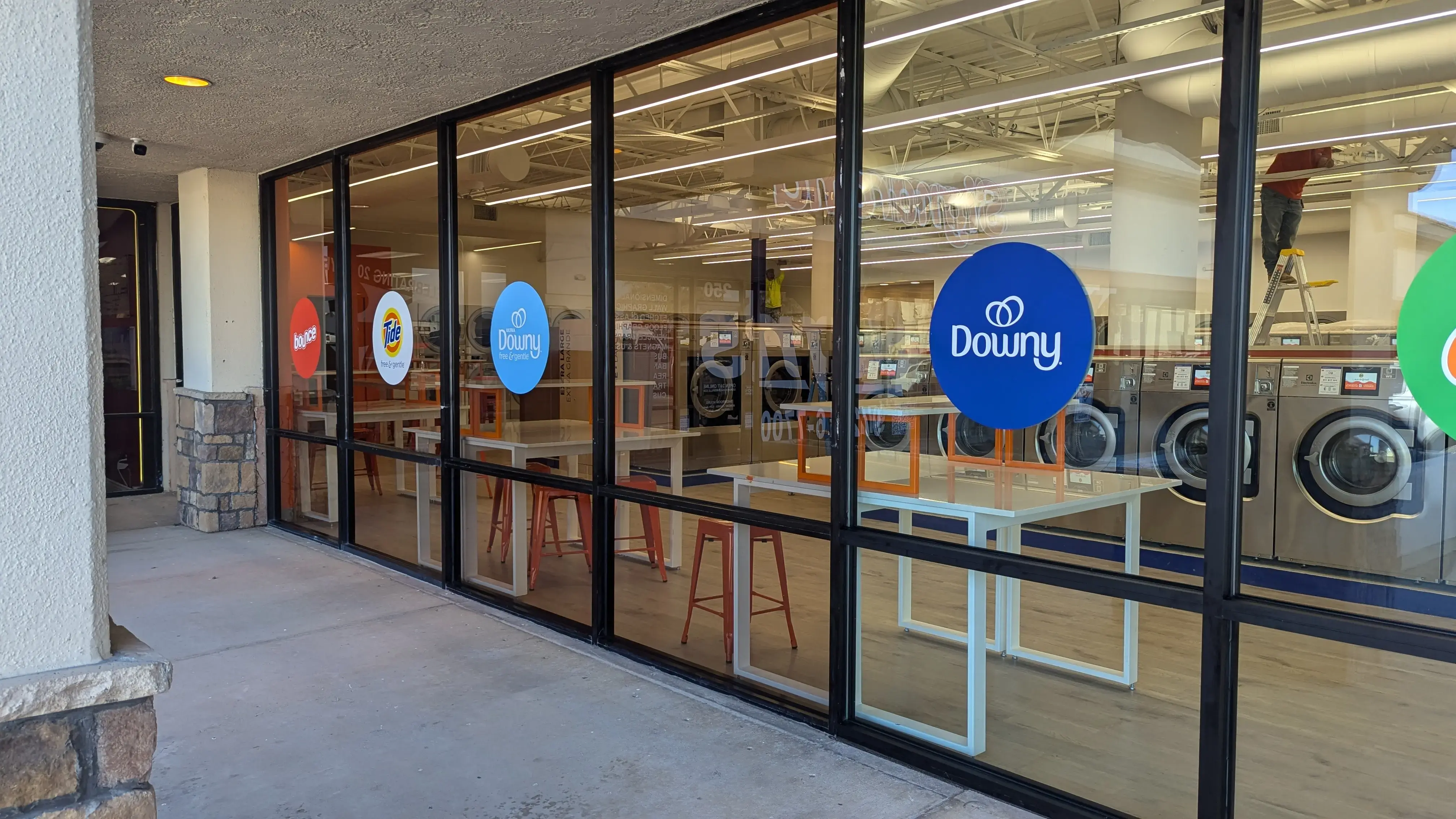 Tide Laundromat thumbnail 6