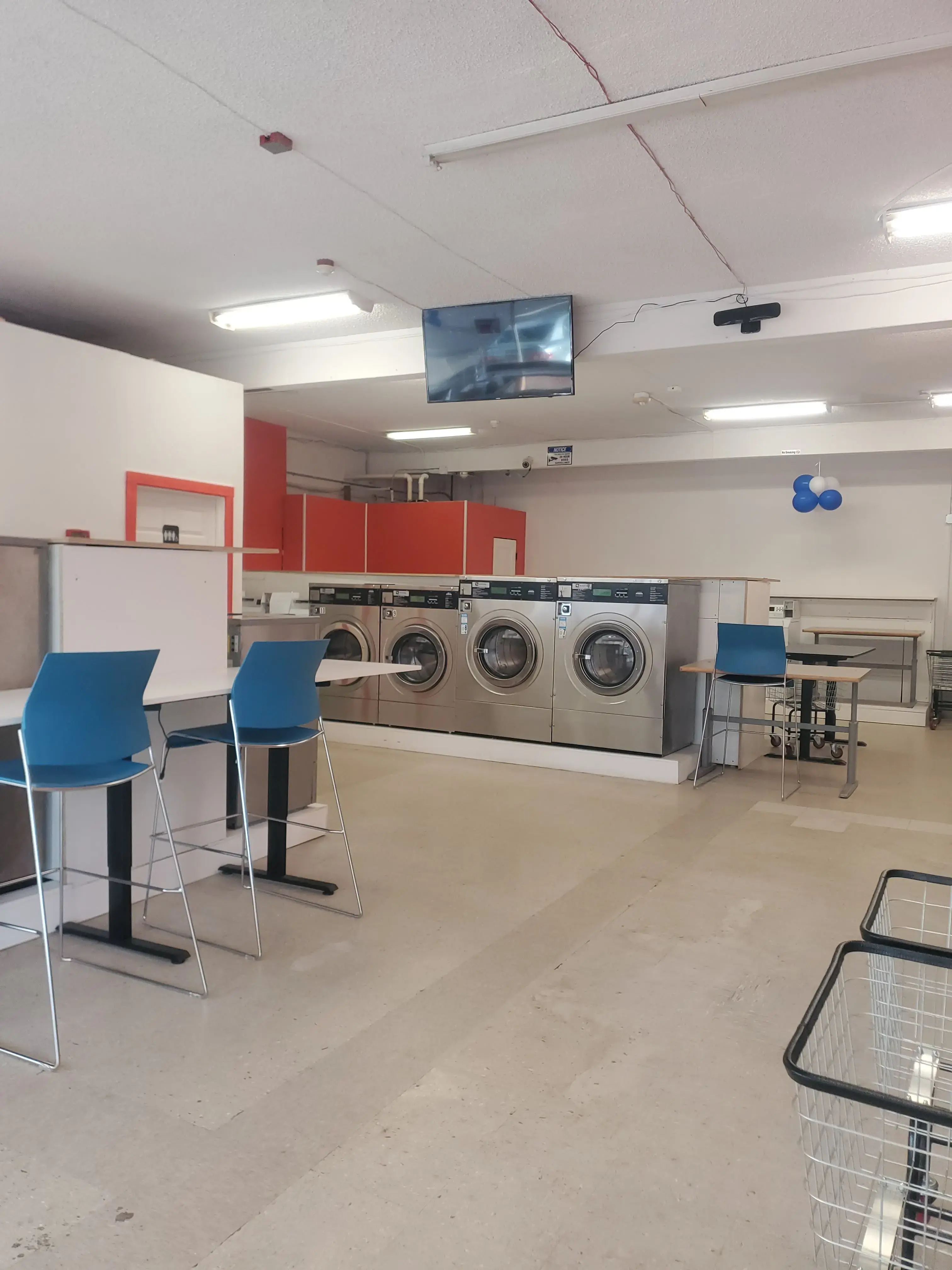 Tide Laundry - Image 18