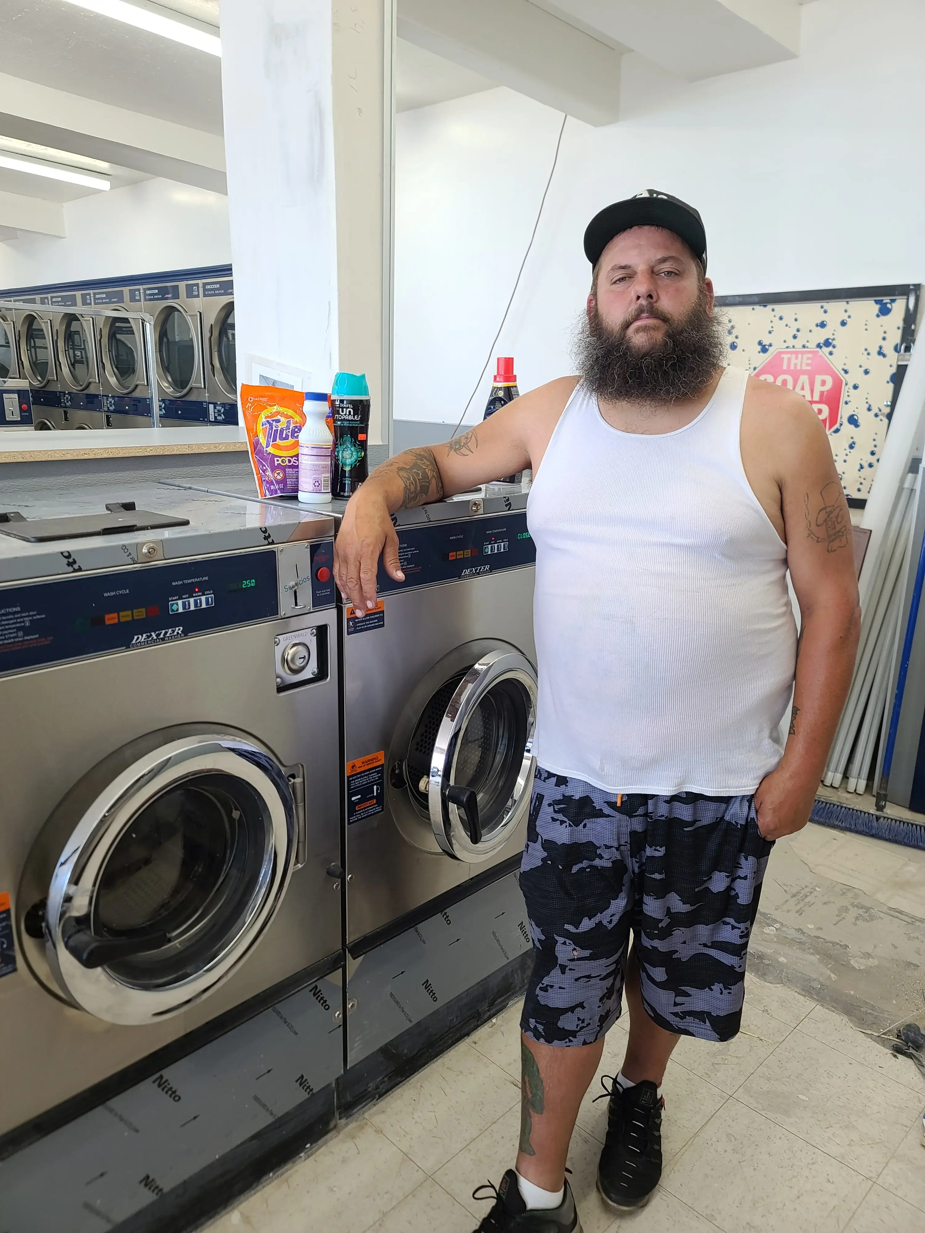 Tidy Wash Coin Laundry - Image 16