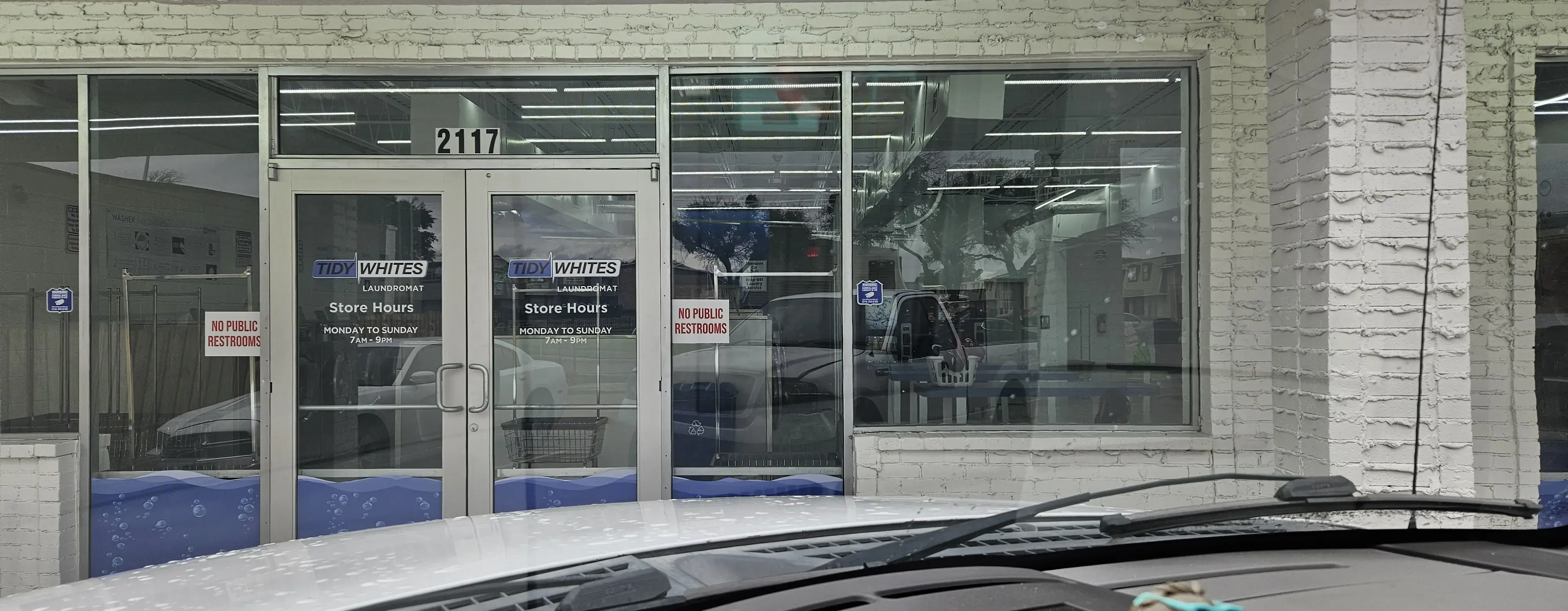 Tidy Whites Laundromat thumbnail 19