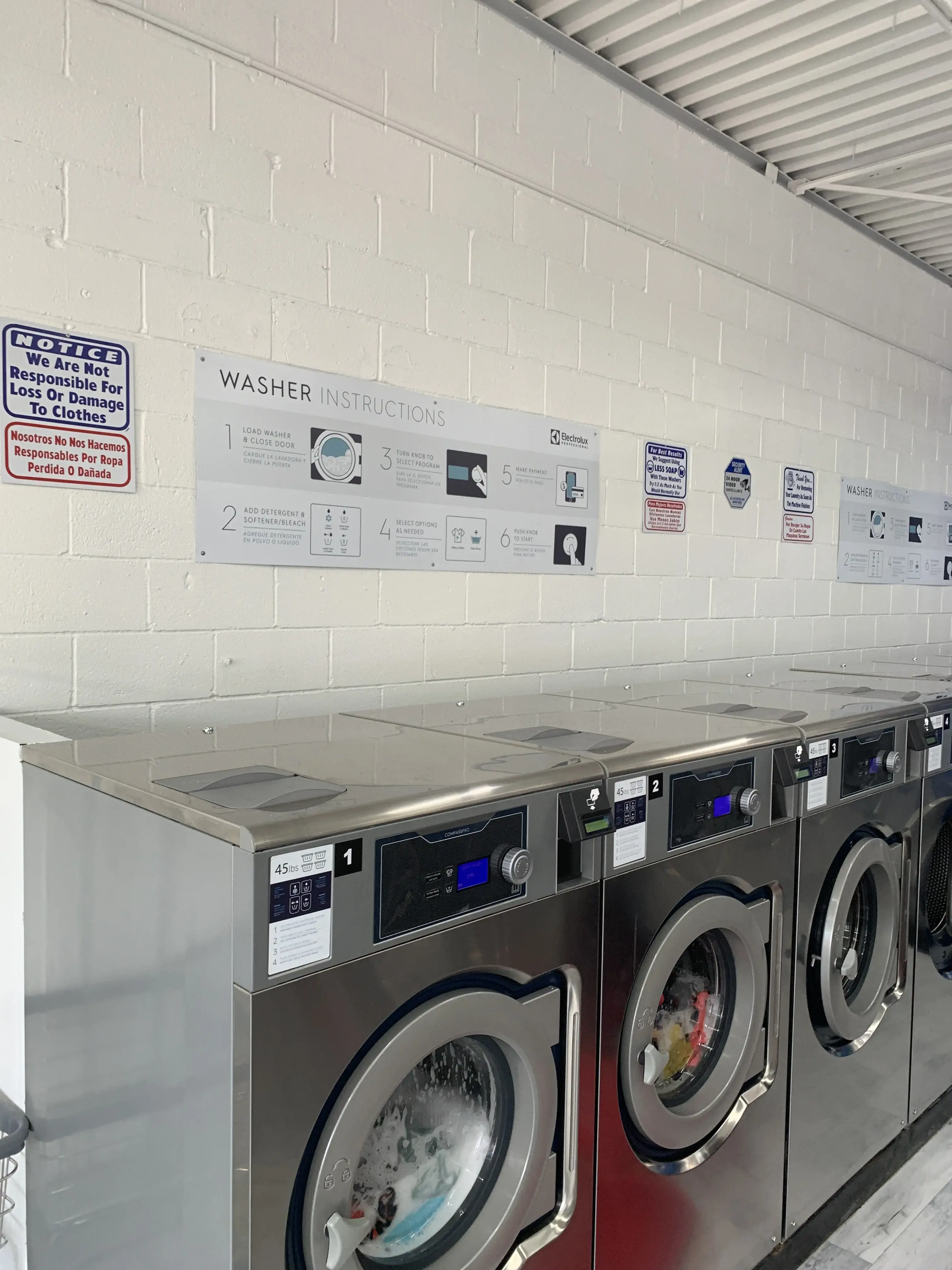 Tidy Whites Laundromat - Image 1