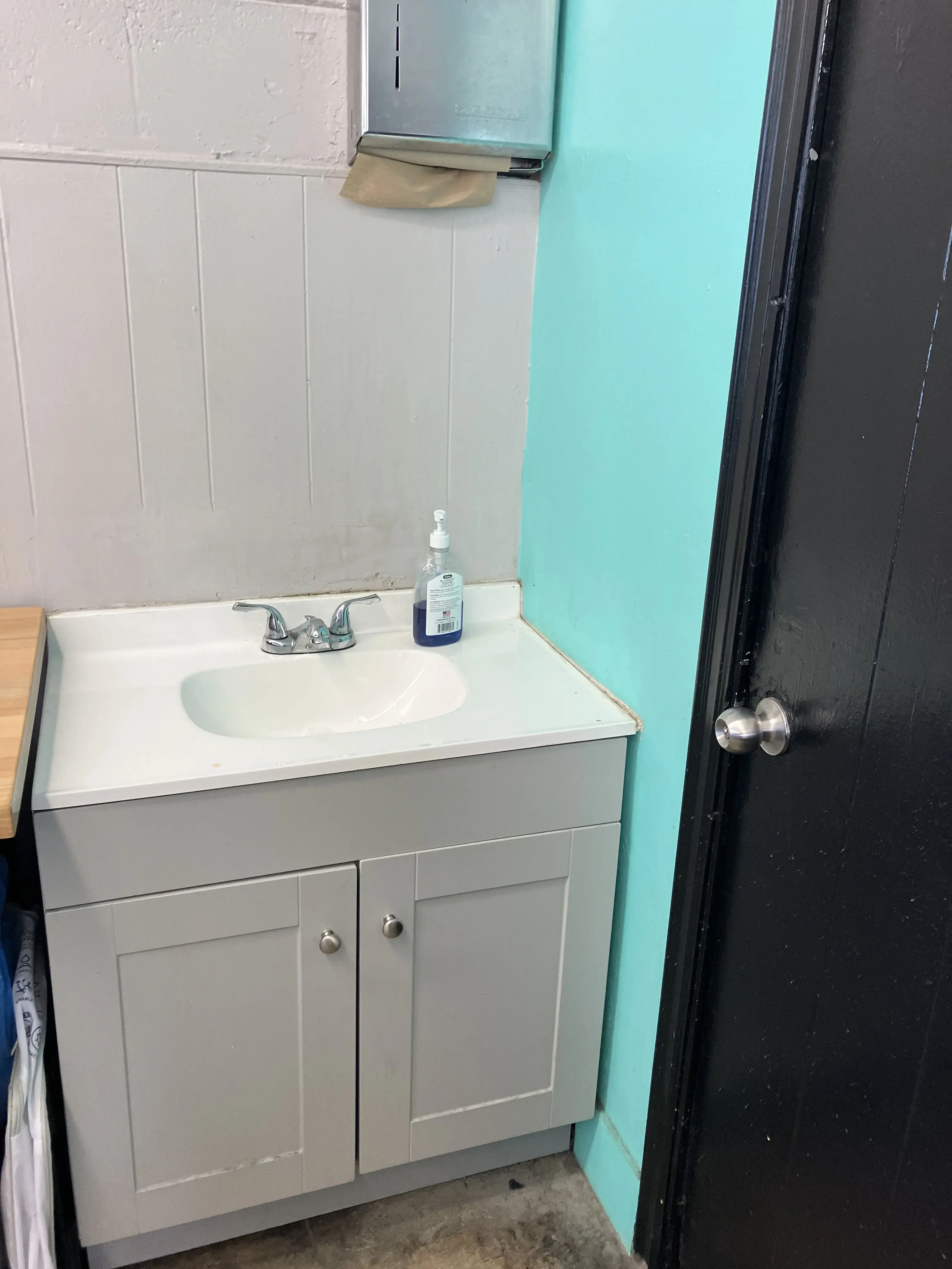 Tiffany's Laundry - Image 18