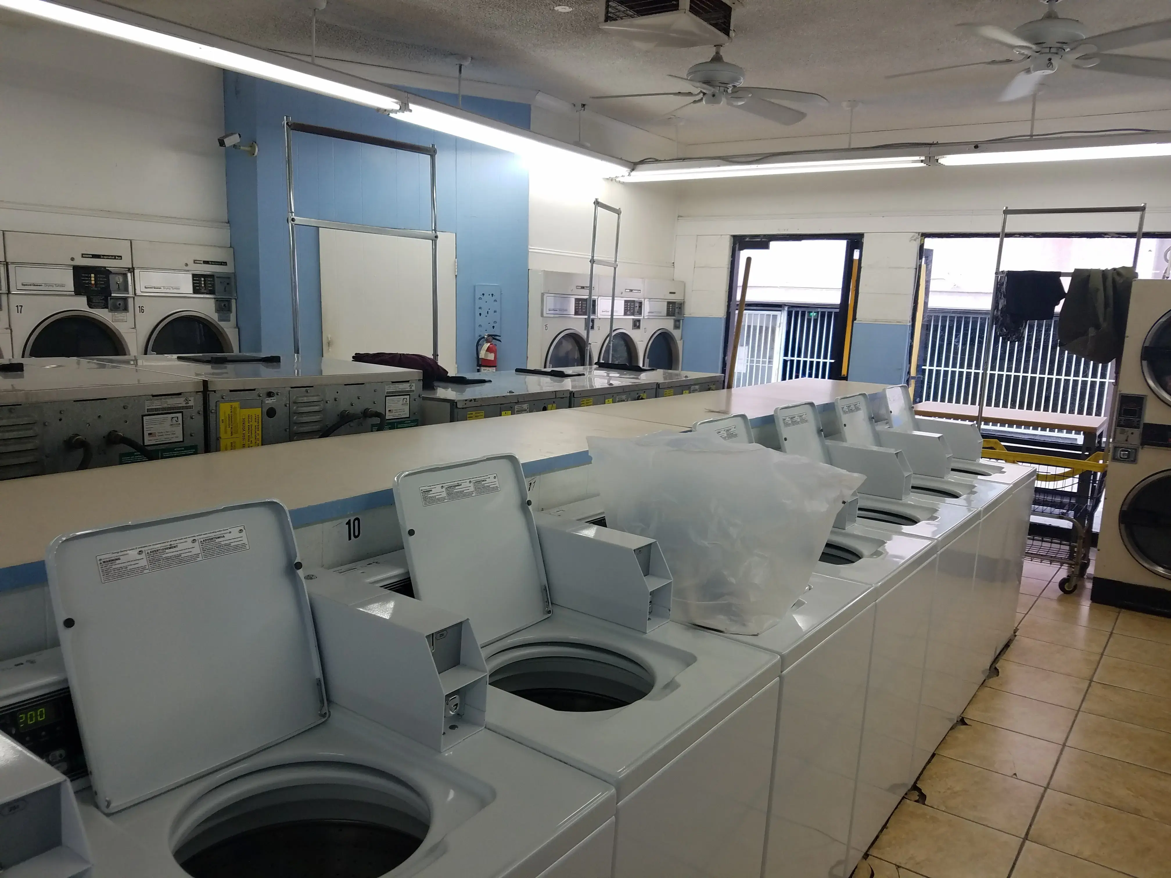Tiffany's Laundry - Image 10