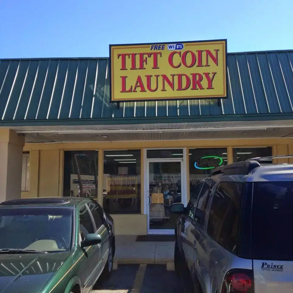 Tift Coin Laundry thumbnail 15