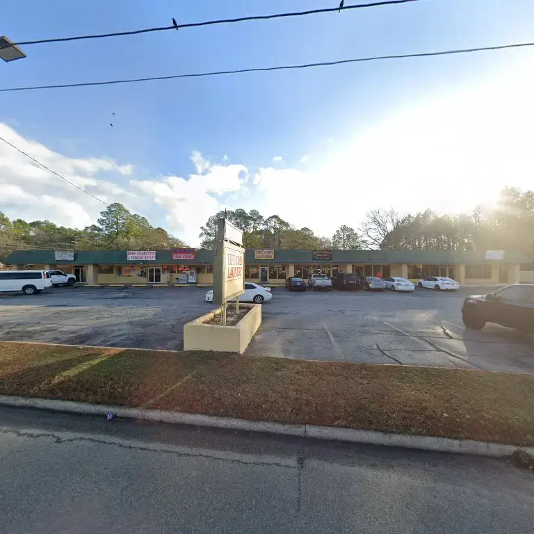 Tift Coin Laundry thumbnail 17