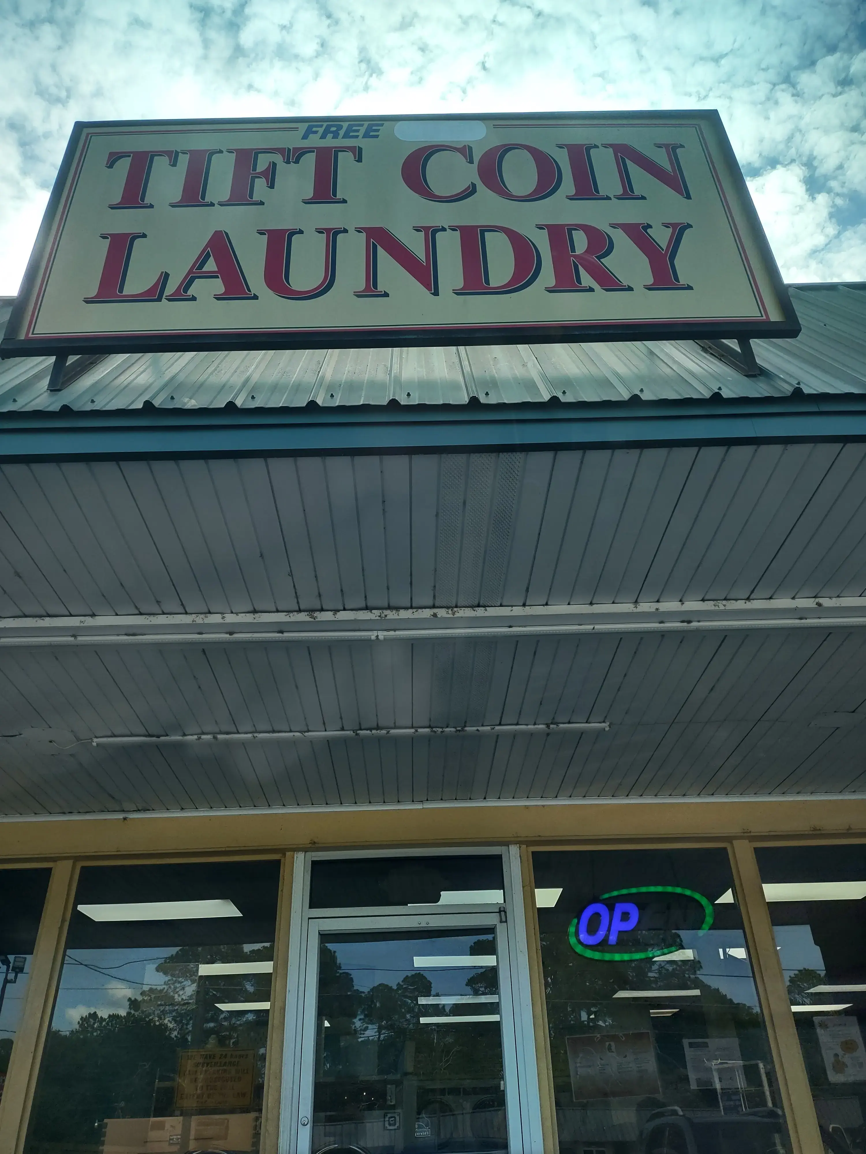 Tift Coin Laundry - Image 3