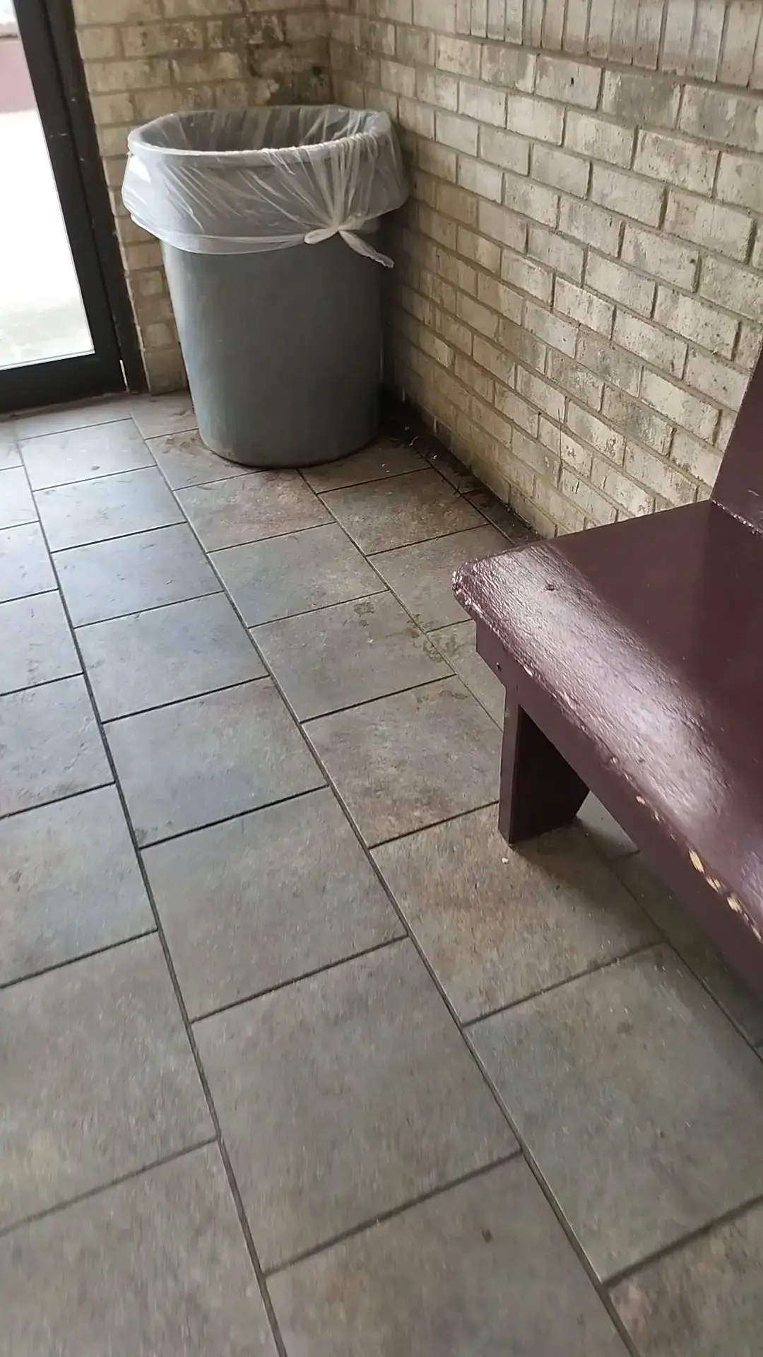 Tiger Wash Central Laundromat & Car Wash - Image 6