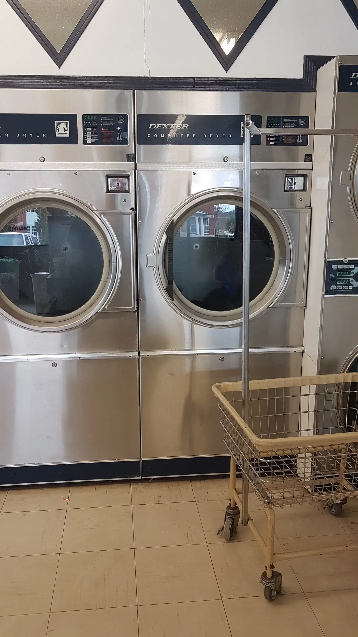 Tiger Wash Clemson Laundromat & Car Wash thumbnail 4