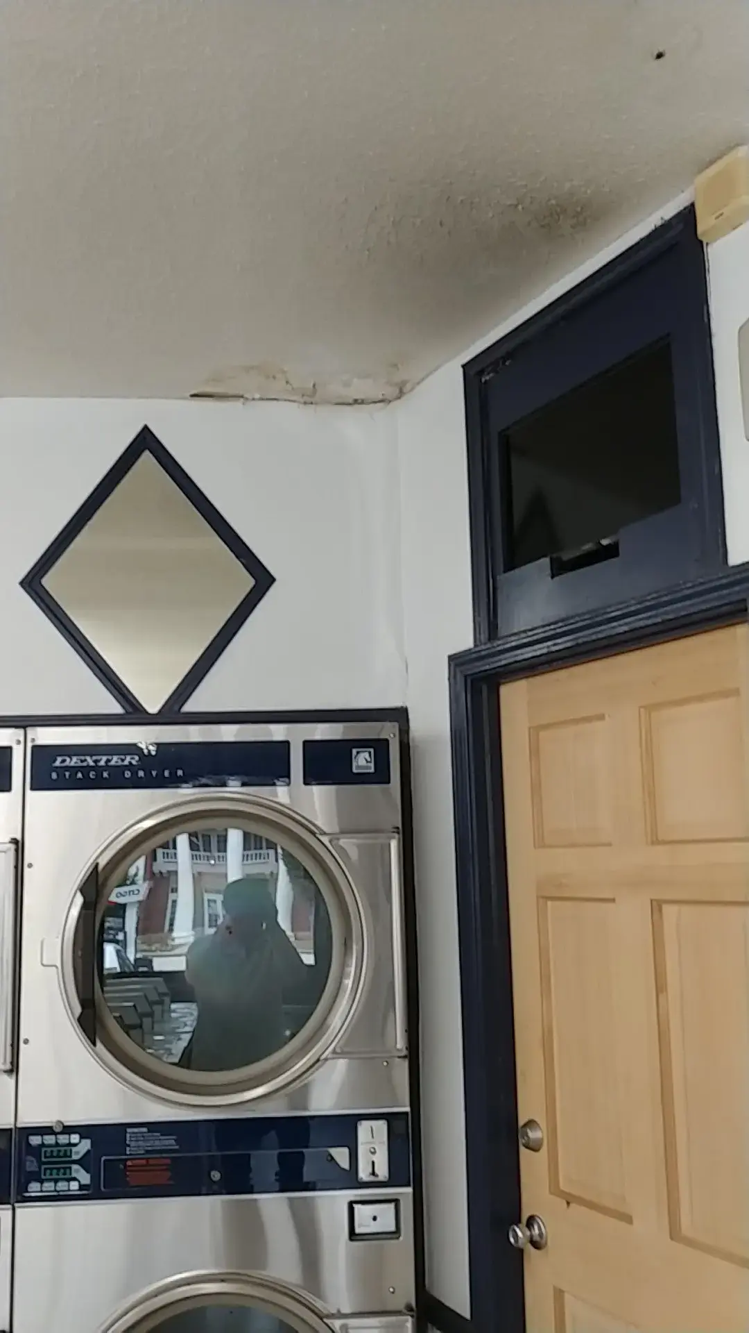 Tiger Wash Clemson Laundromat & Car Wash thumbnail 11