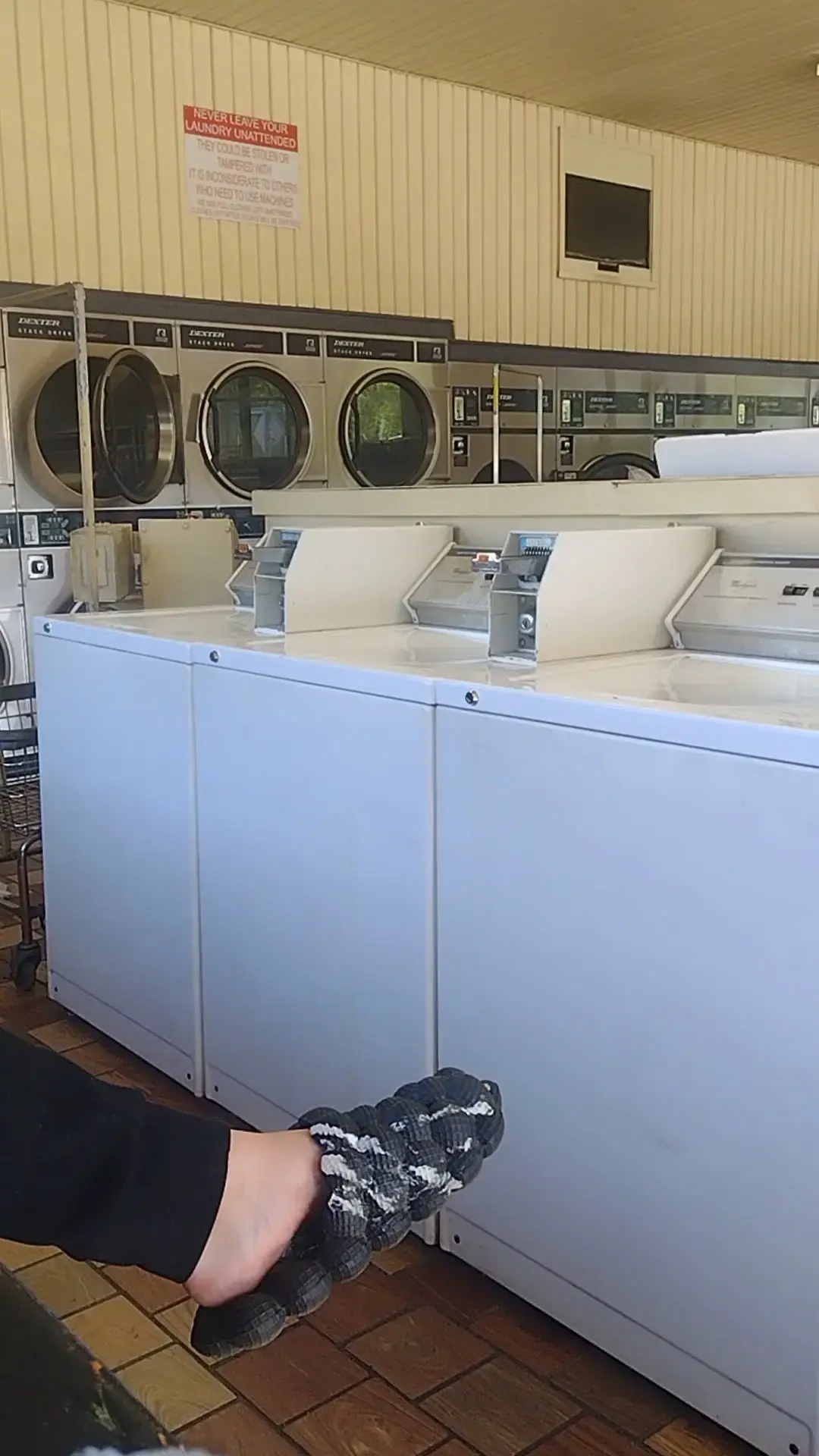 Tiger Wash Pendleton Laundromat & Car Wash thumbnail 4