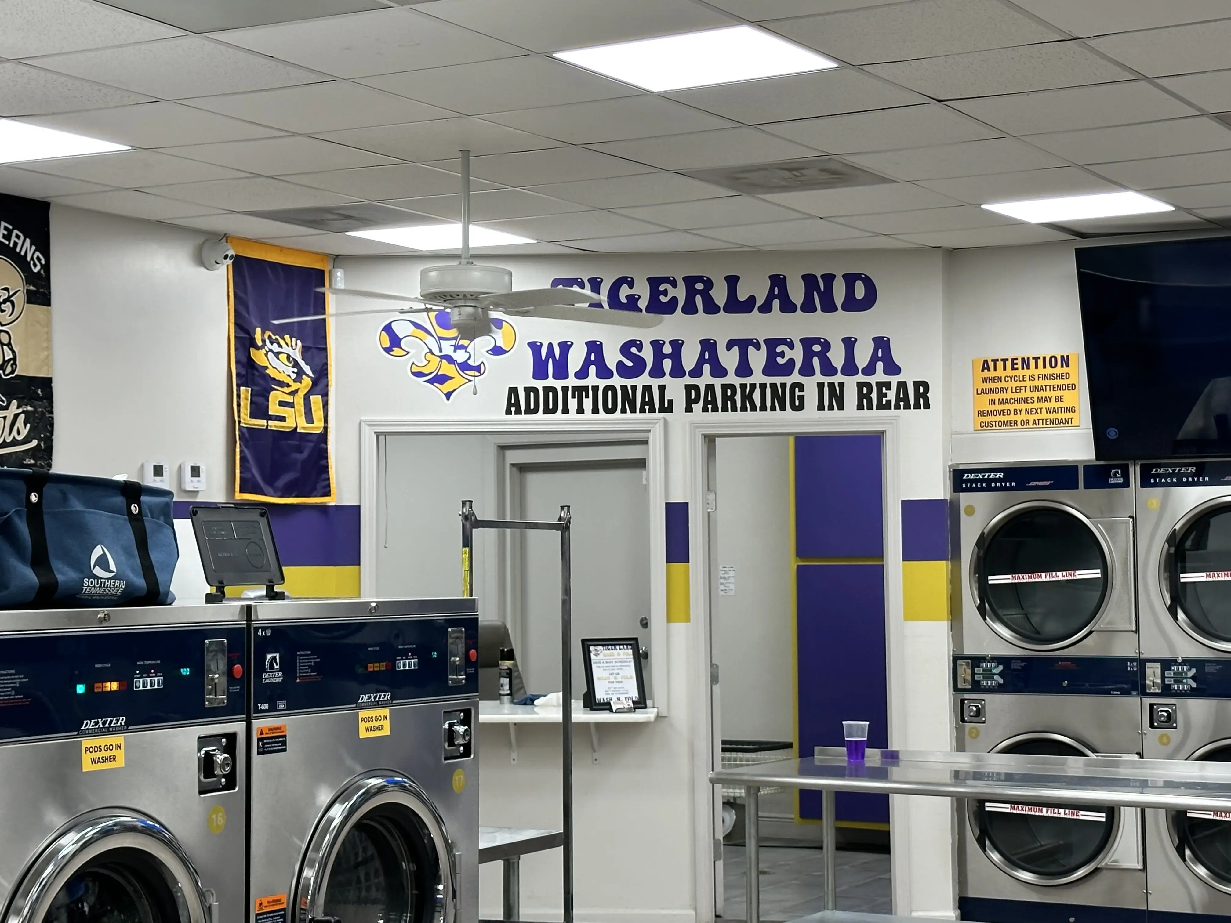 Tigerland Washateria - Image 16